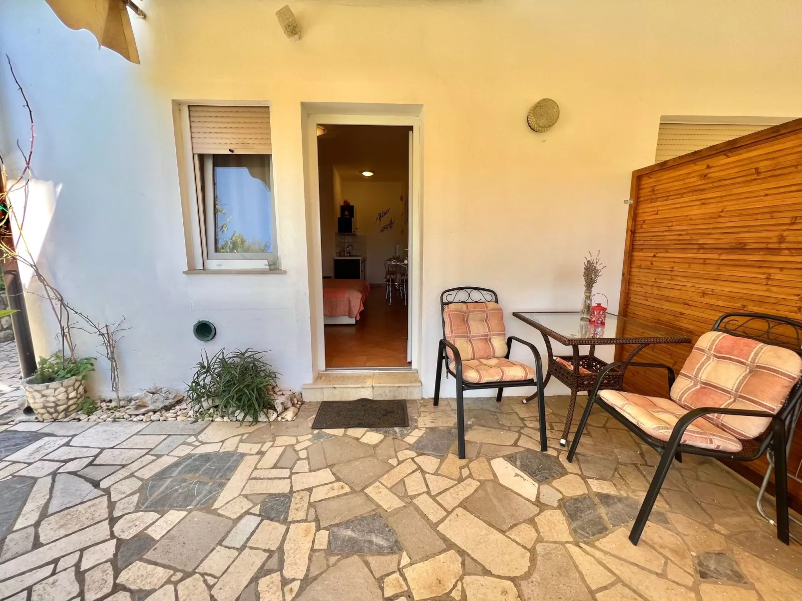 Apartment Zeleni Raj 1-Drinnen