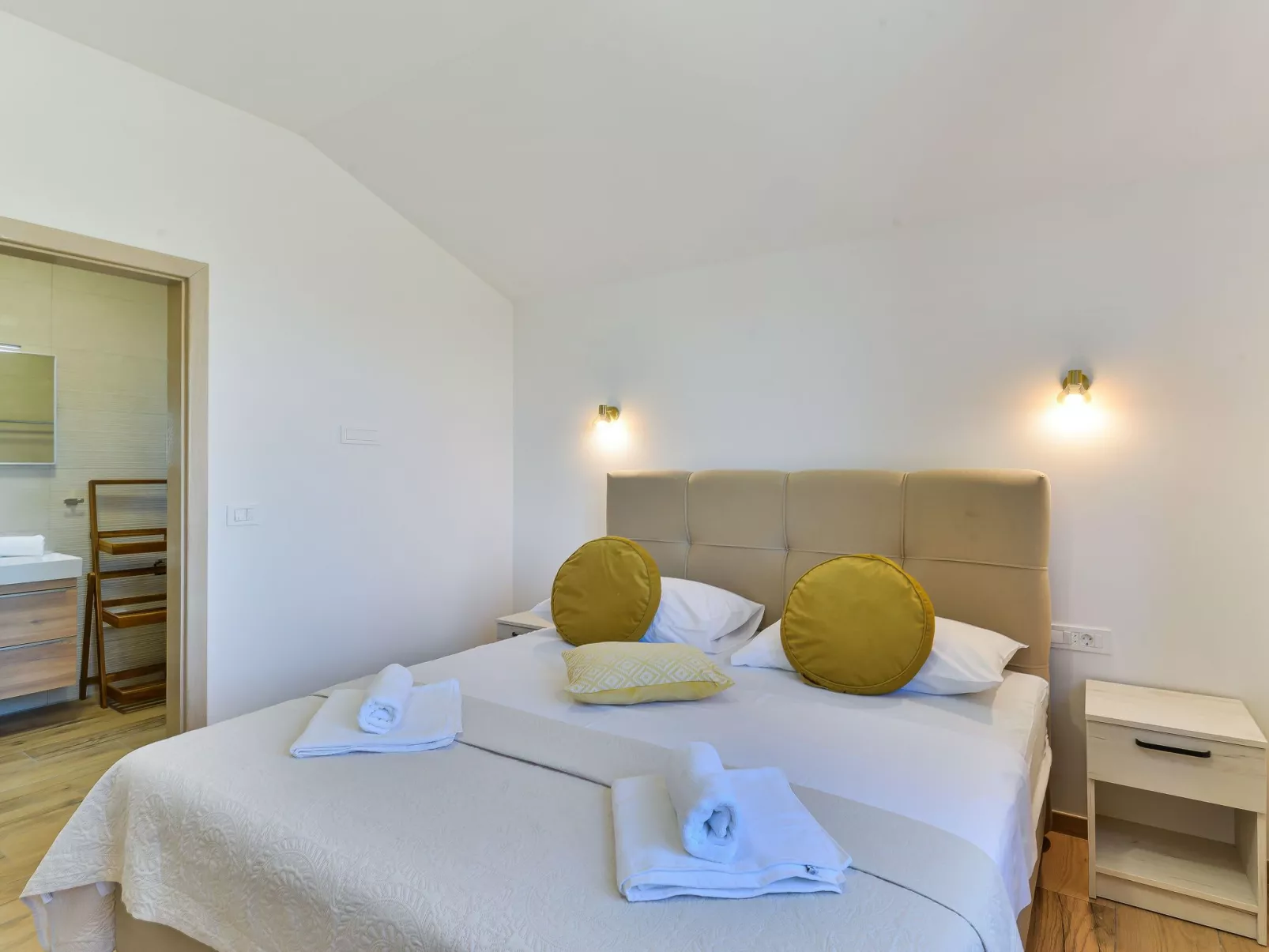 Villa Vid 04 mit beheiztem Pool - von der Agentur TA Leut-Dedans