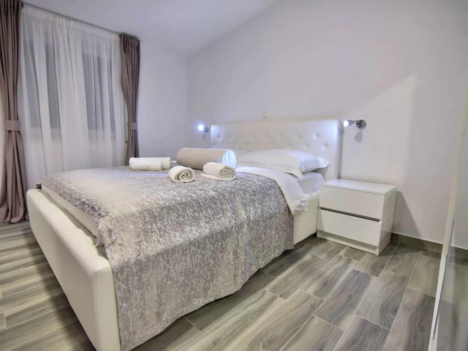 Apartment Sana 2-Image-tags.info