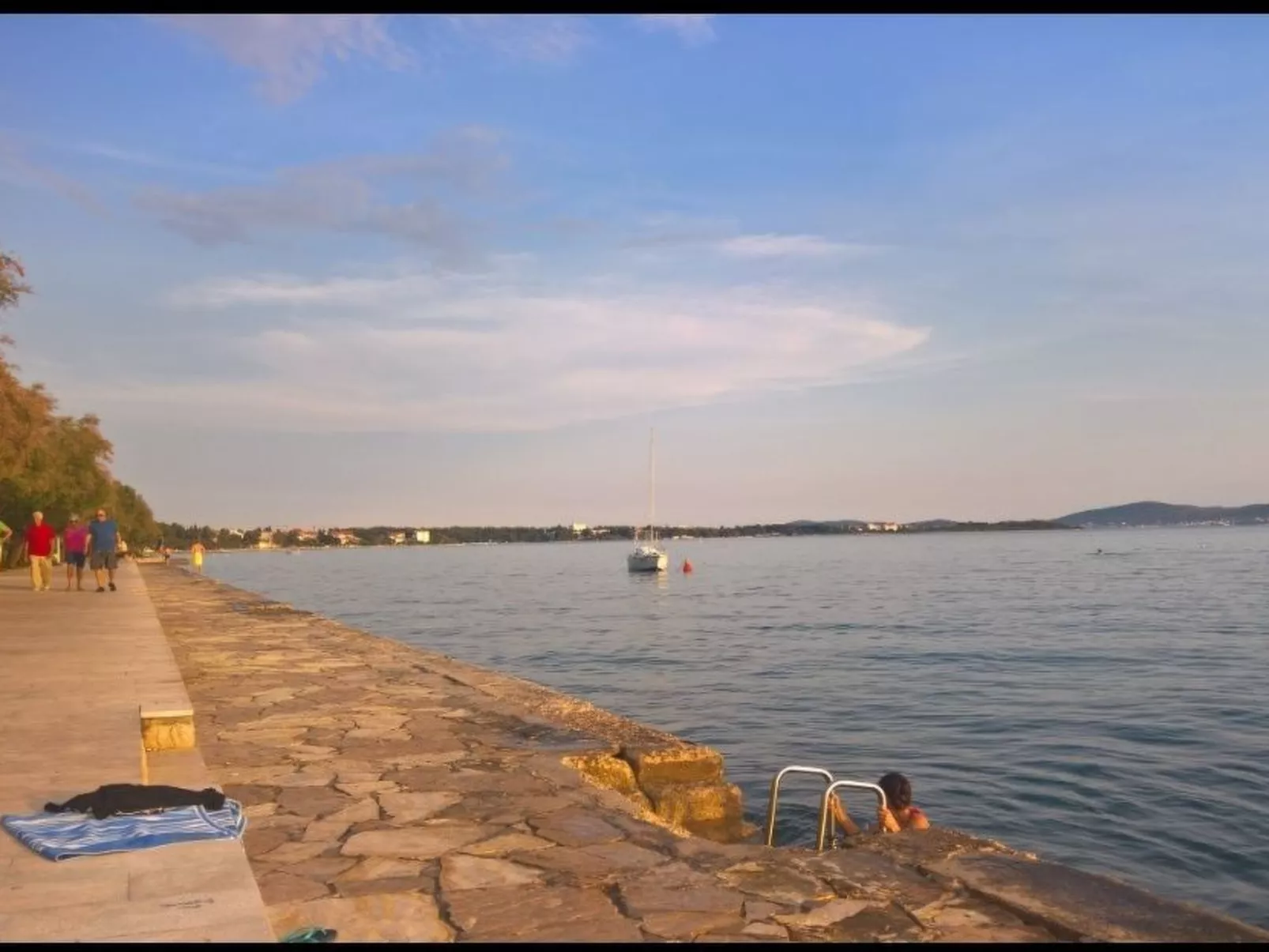 Im Erdgeschoss mit Panorama-Blick-Inside