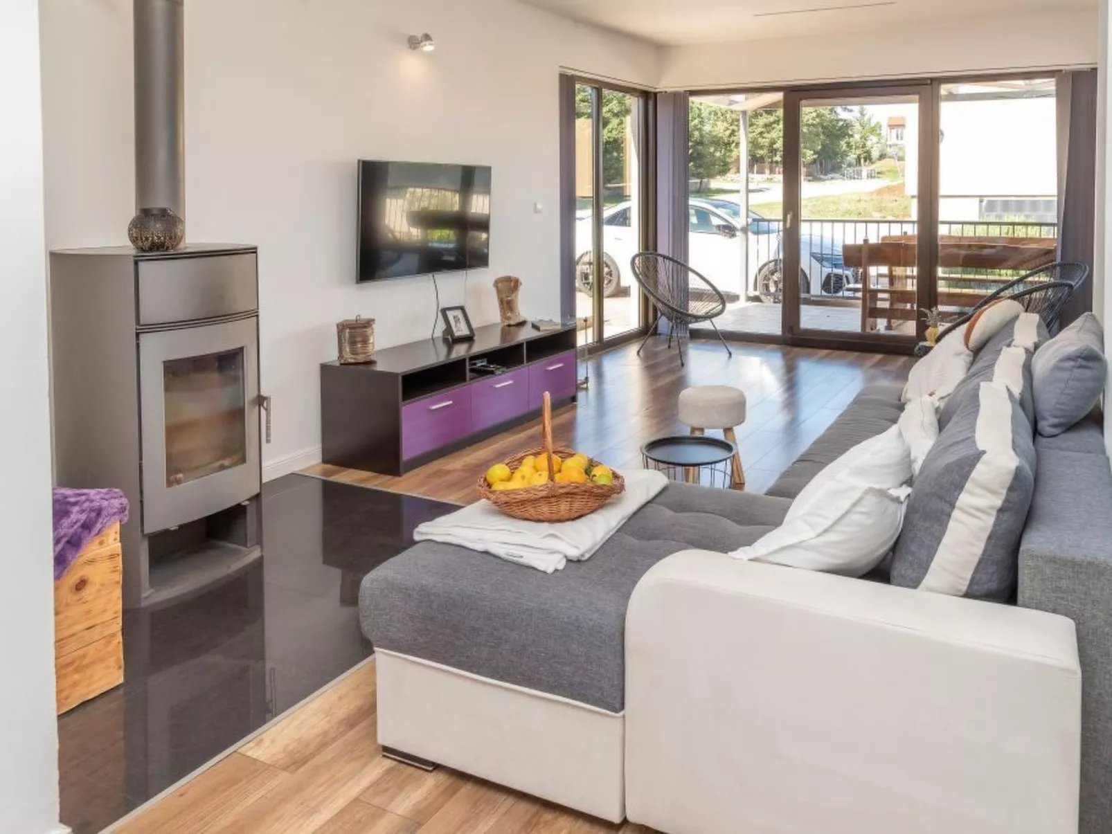 Villa Maslina mit privatem Pool in ruhiger Lage-Drinnen