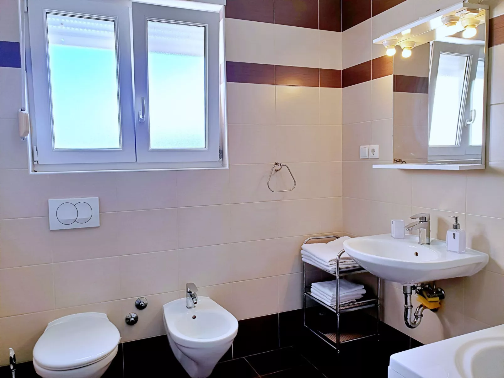 Apartment Rea-Inside