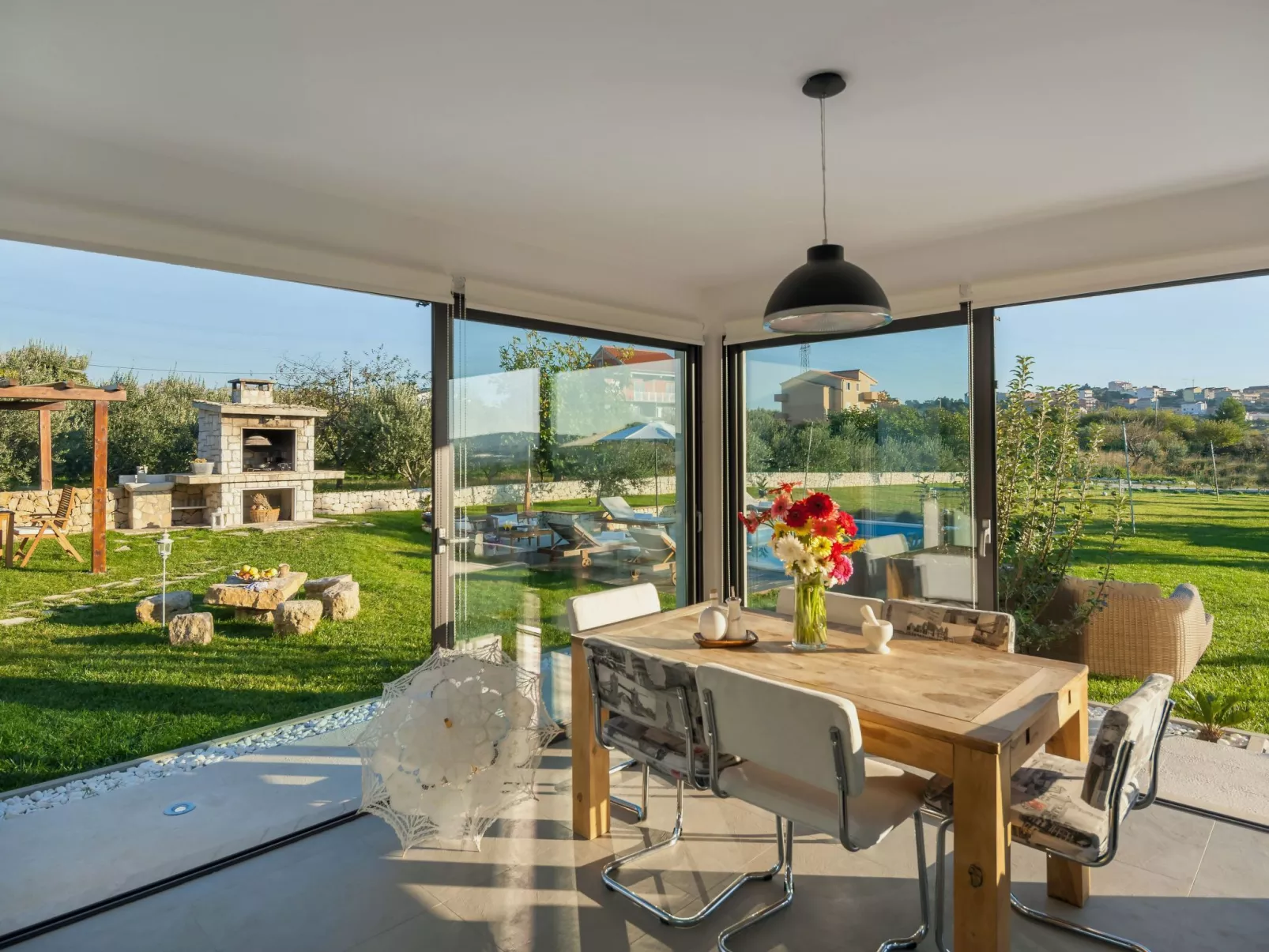 "Olive Garden"-Outside