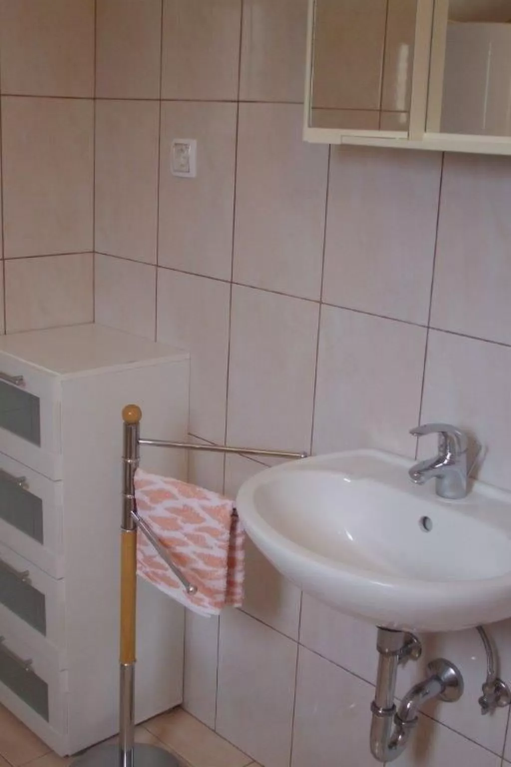 Appartement mit Balkon-Image-tags.info