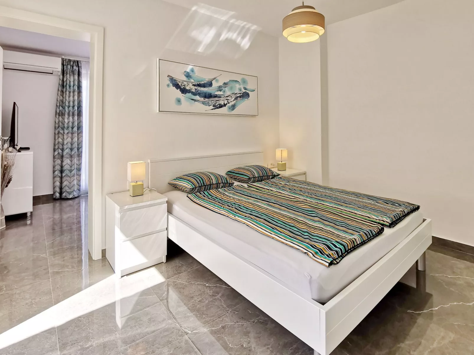 Studio Apartment More-Dedans