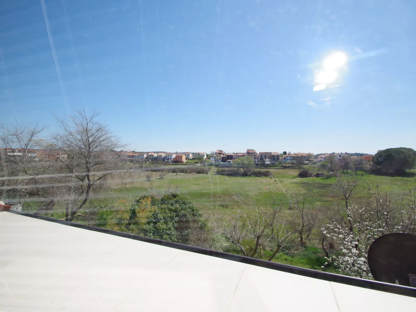 In Valbandon mit schönem Balkon-Dehors