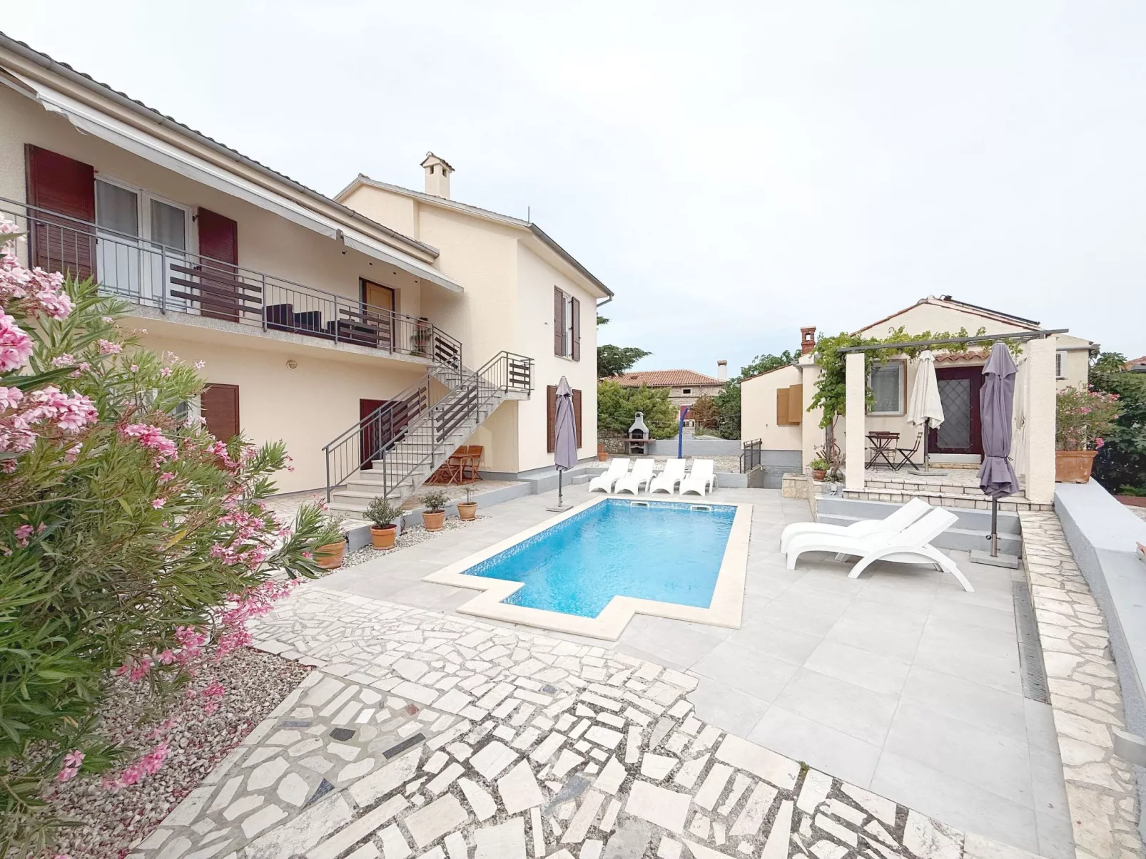 LacoDeLama mini resort - Wohnung Pina mit Pool-Dehors