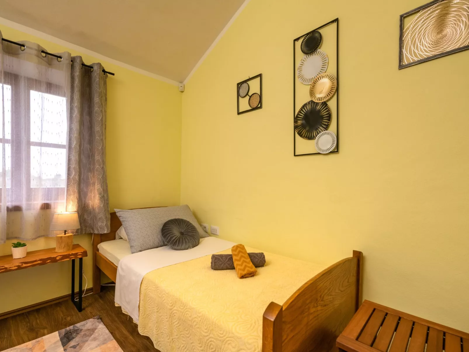 Villa mit privatem Pool und großem Garten-Inside