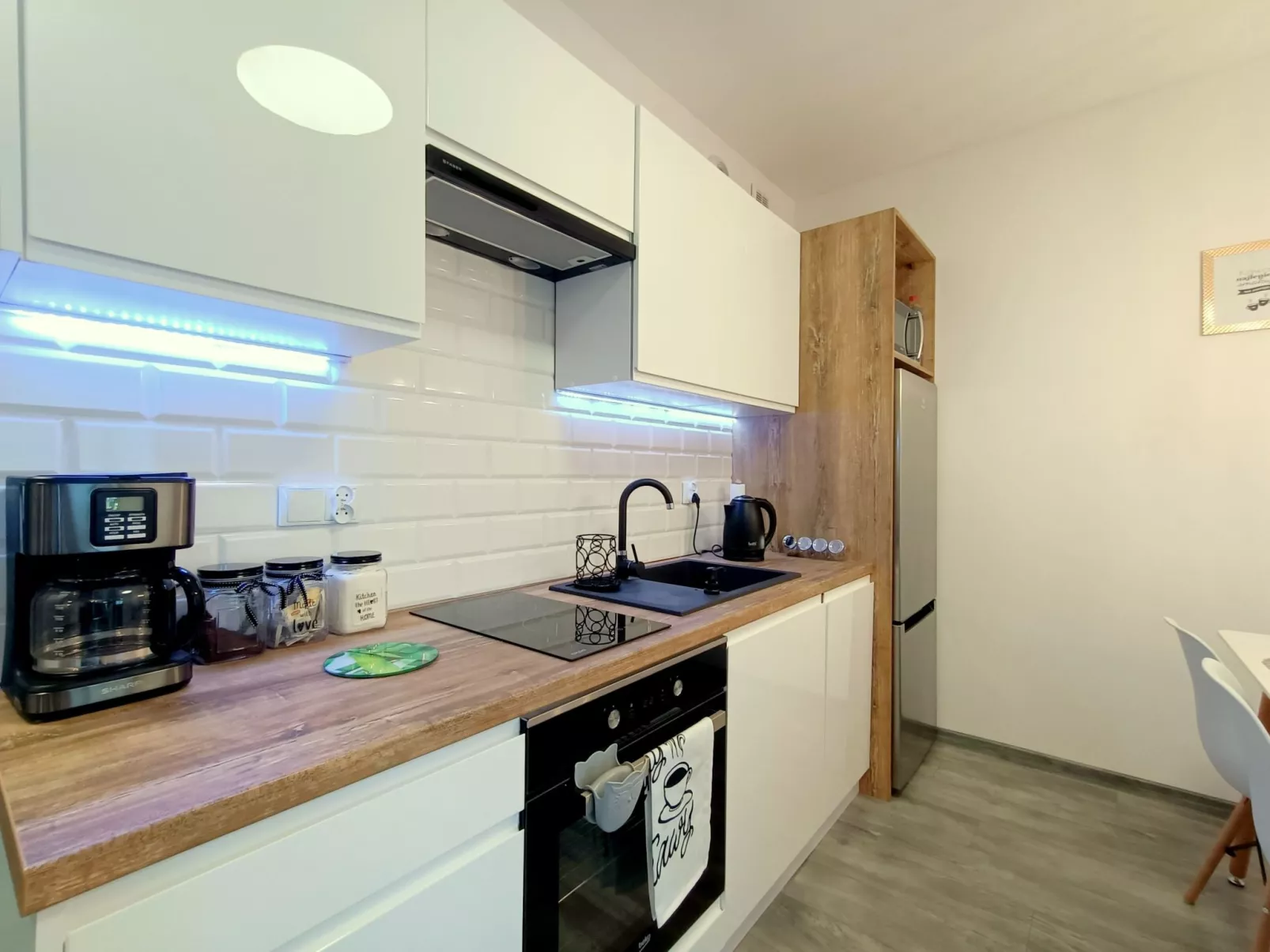 "Mazowiecka Park" mit Balkon-Drinnen