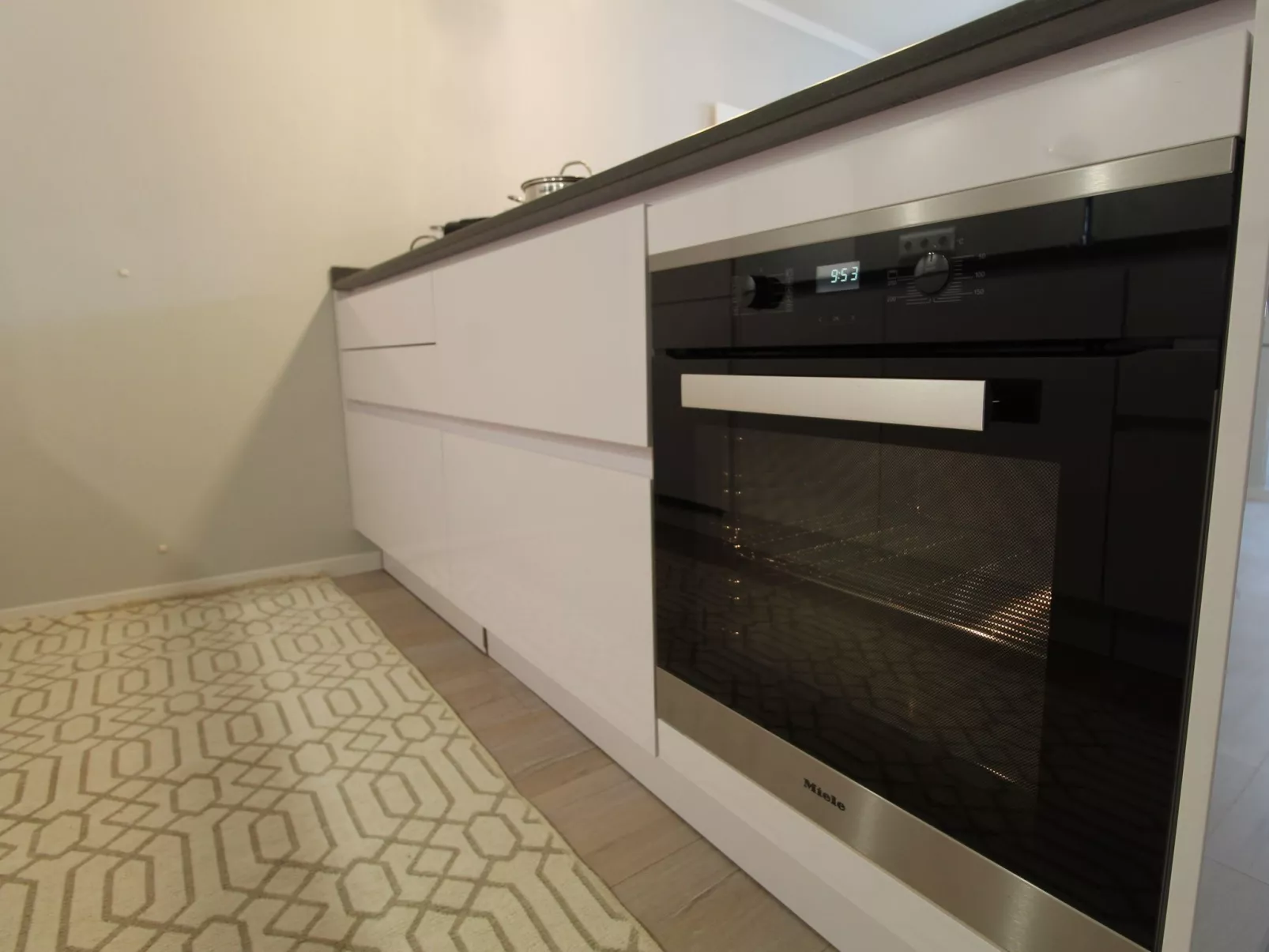 Laura-Image-tags.info