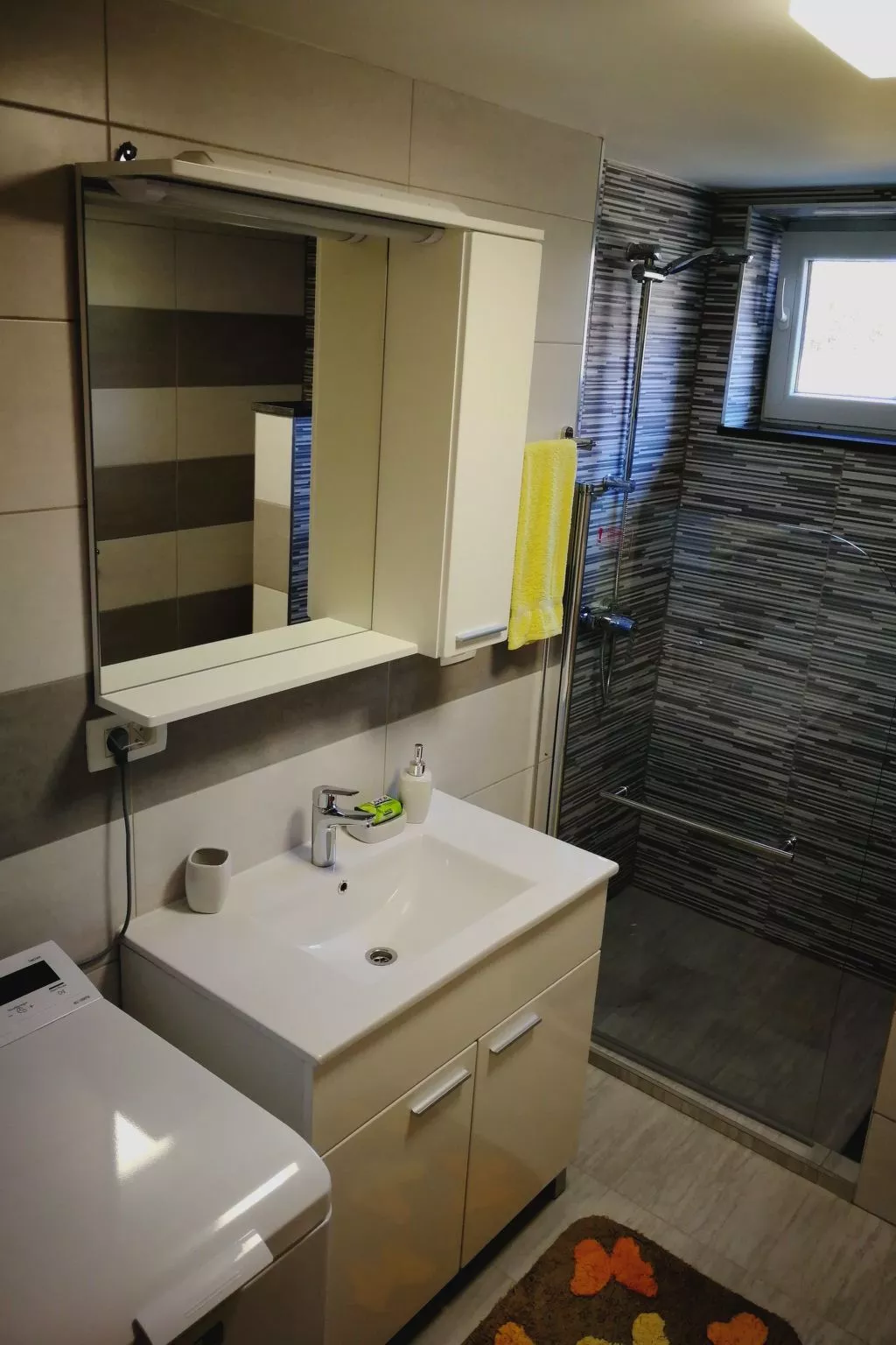 Neues Studio-Apartment - Drinnen