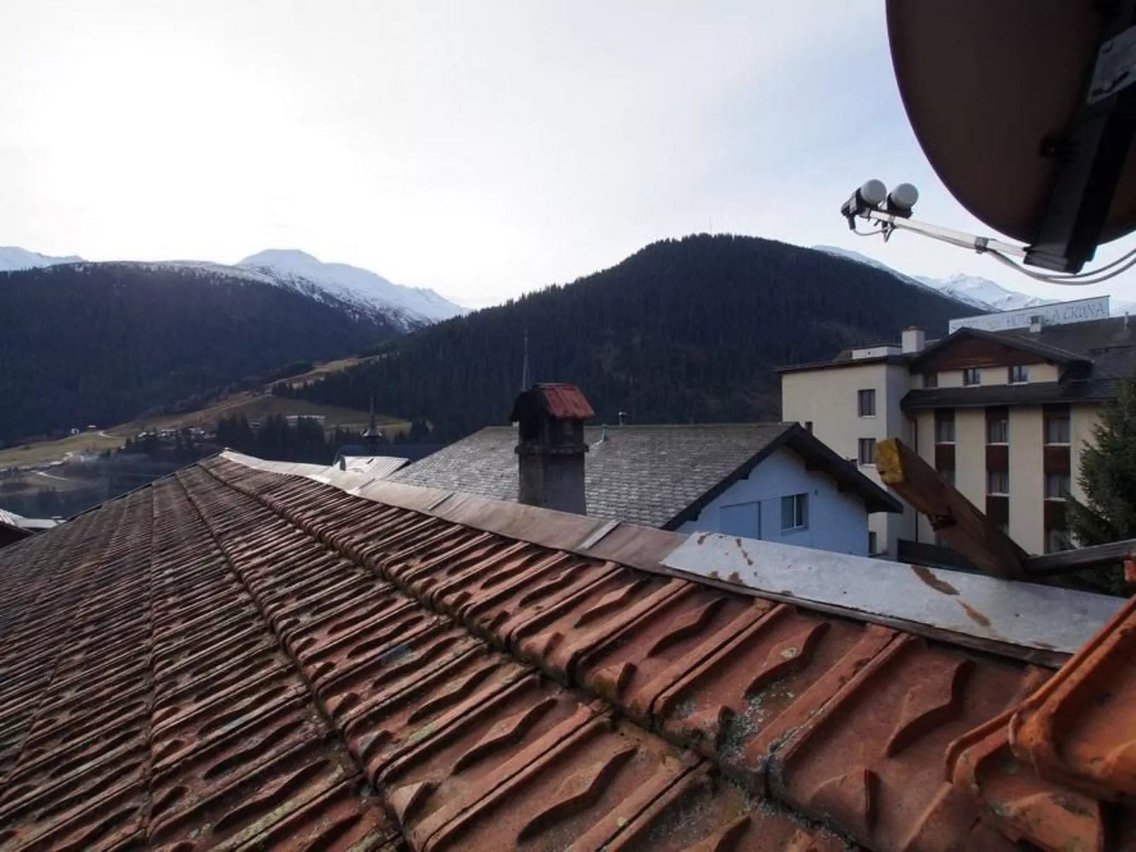 Fewo mit Blick auf die Berge-Dehors