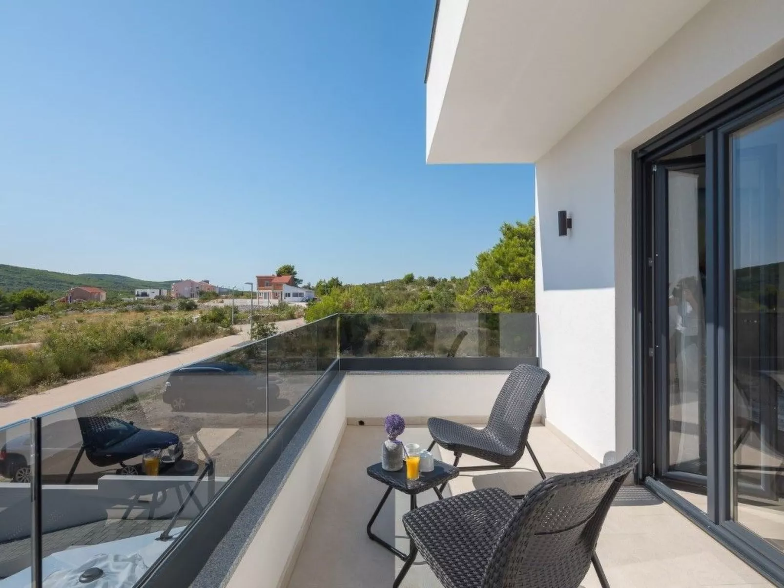 Charmante Villa Nadija in der Nähe des Strandes-Draußen