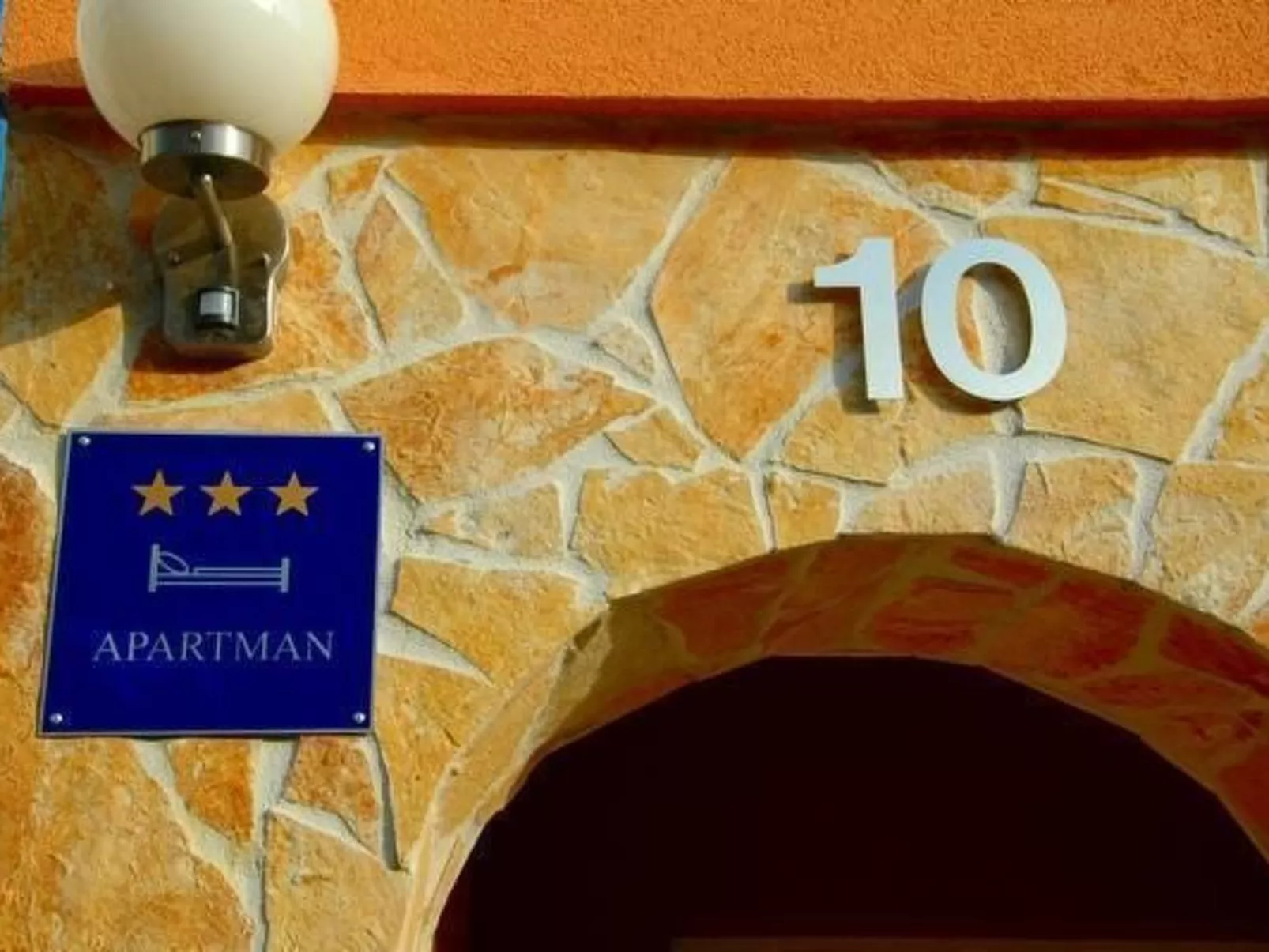 Villa Mediteran, kleine Ferienwohnung mit Terrasse-Image-tags.info