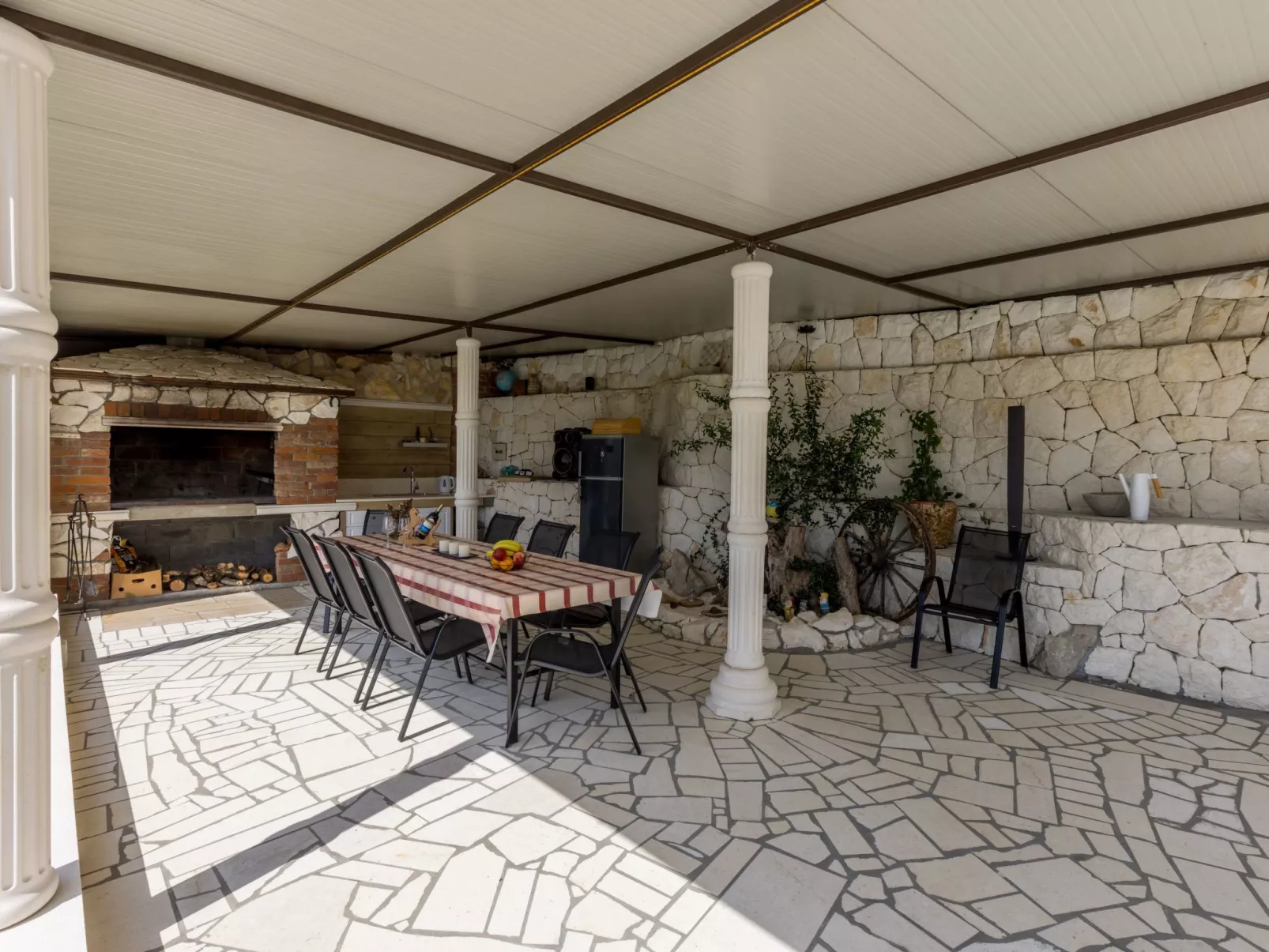 Villa Stari Hill-Drinnen