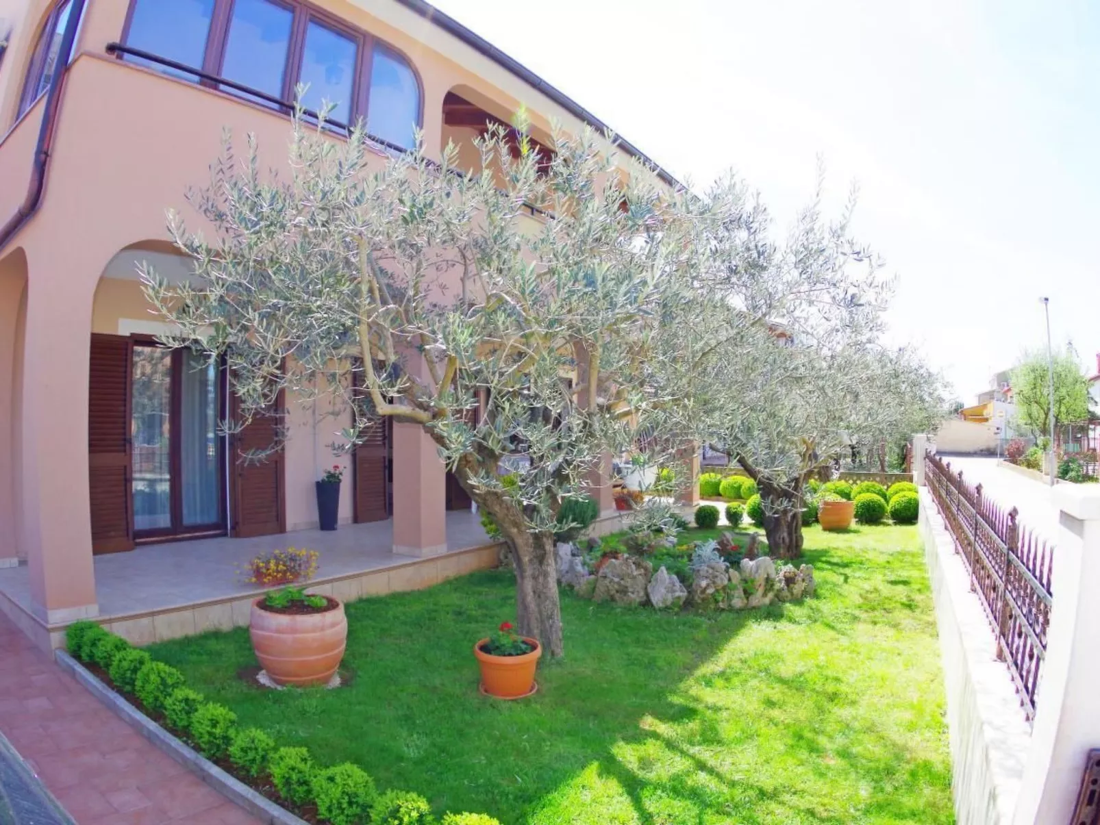 In Pula mit Grill, Garten und Terrasse-Outside