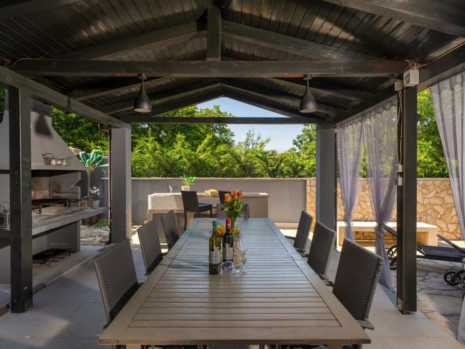 Casa Viola mit Pool, unweit von Lanterna Resort-Image-tags.info