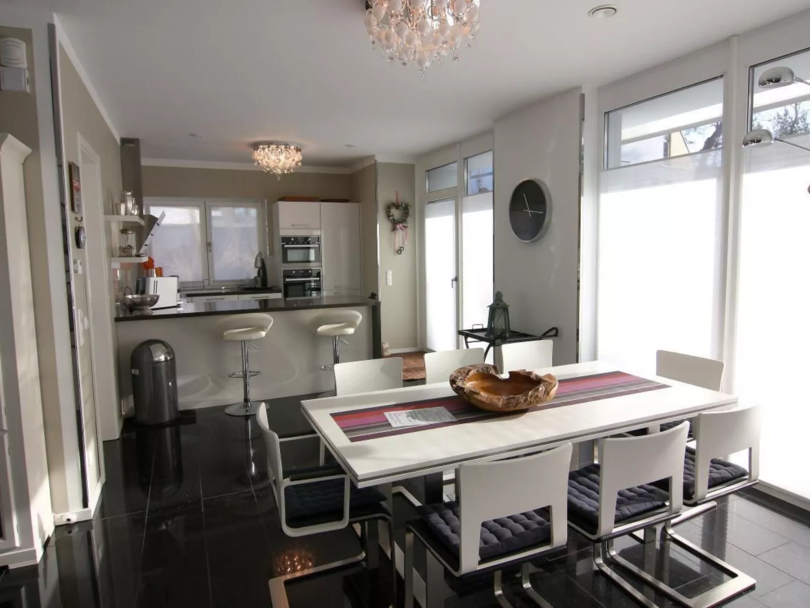 "Haus zum Kapitän"-Image-tags.info