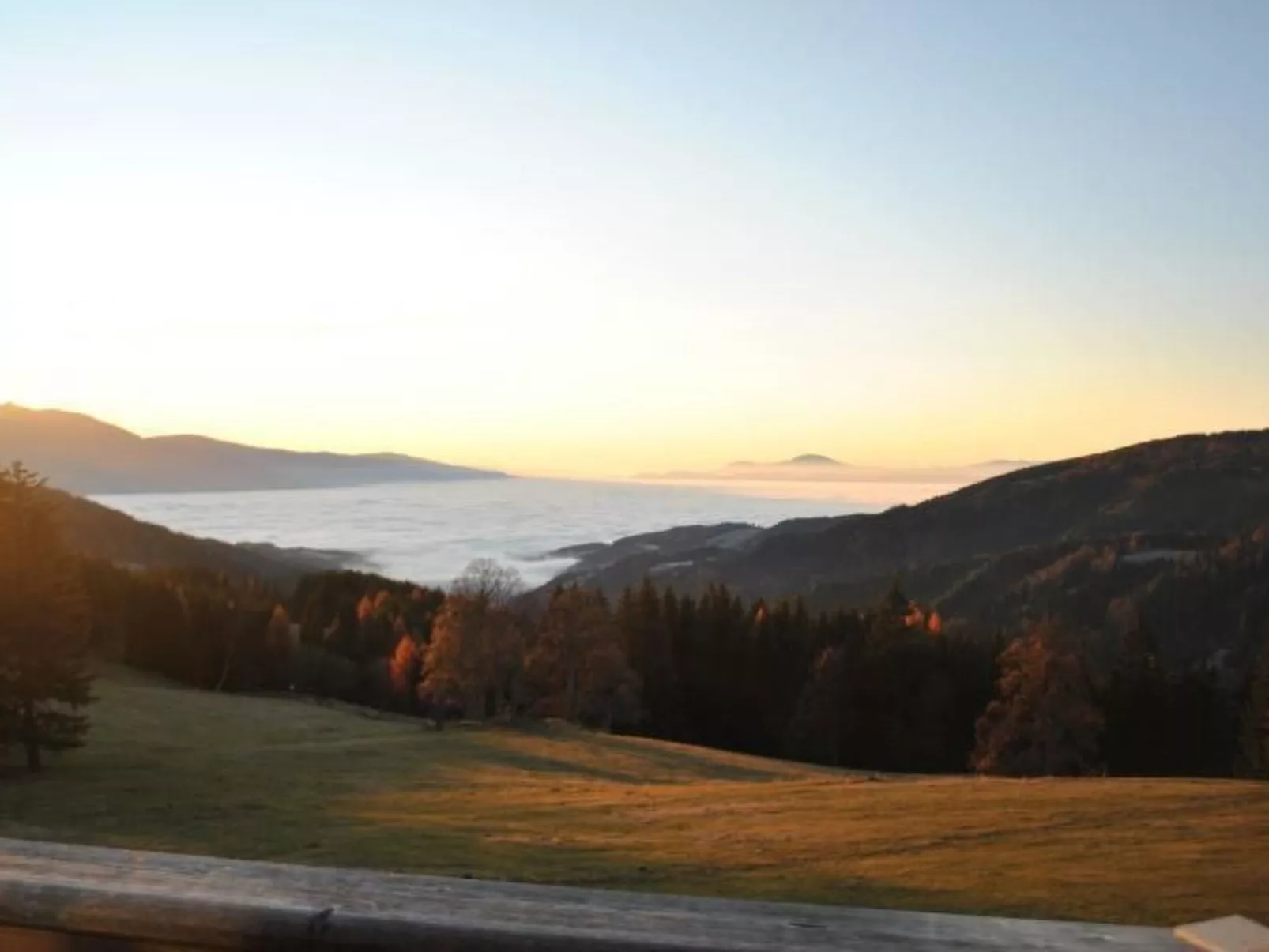 Almhütte Helmut Dischgerbrent in Sankt Margarethen-Outside