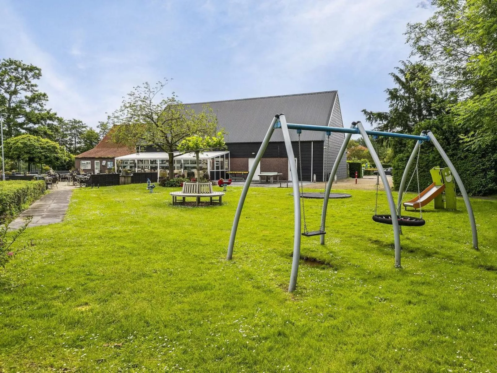 Für 6 Personen-Outside