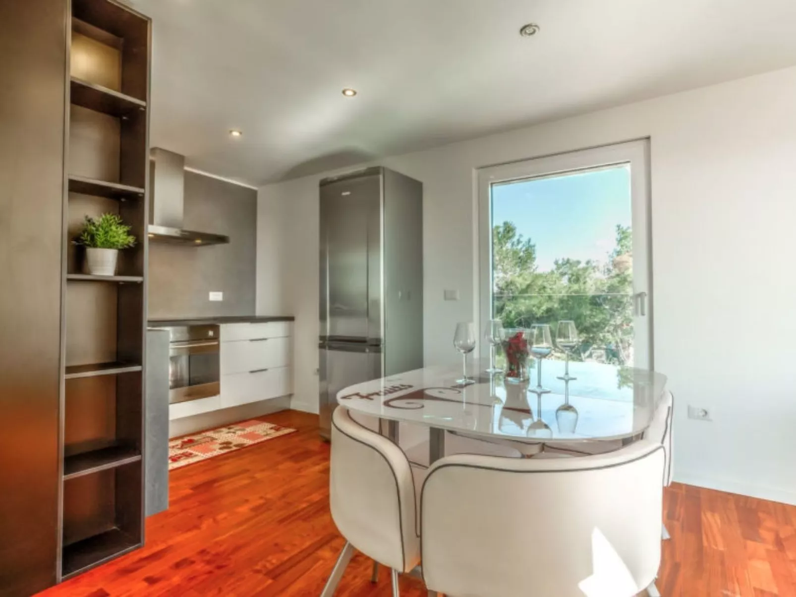 Wohnung "Lovrecica" mit Blick auf das Wasser-Image-tags.info