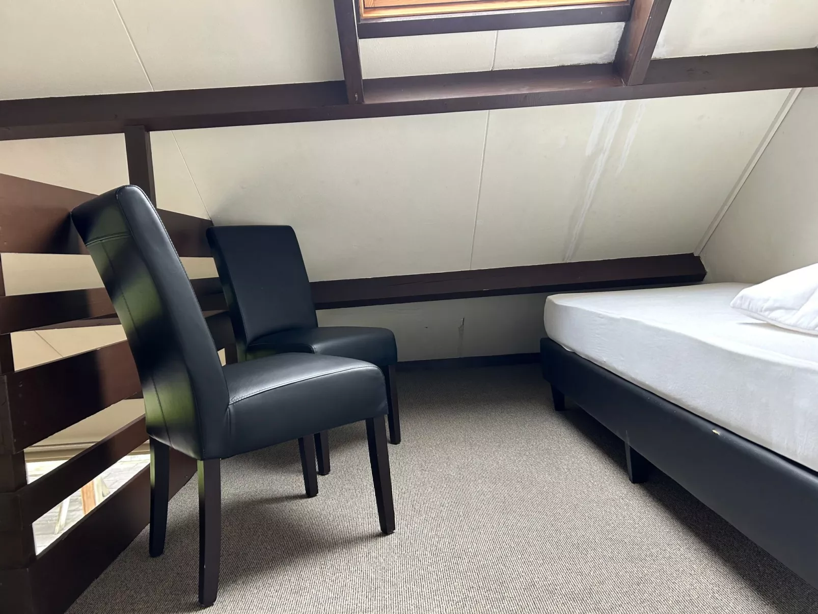 Gemütliche Hütte-Inside