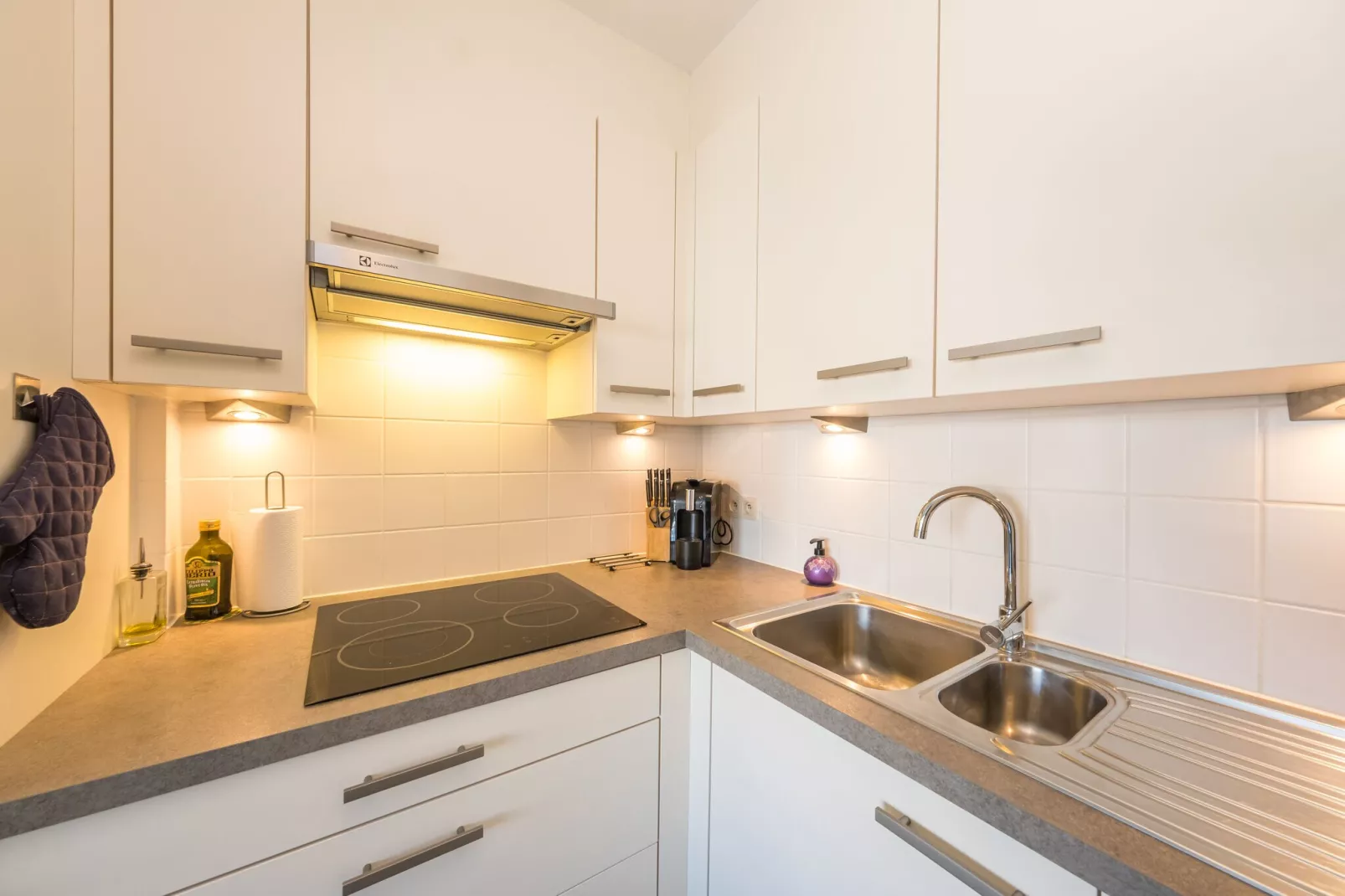Villa Georges I 0103-Kitchen