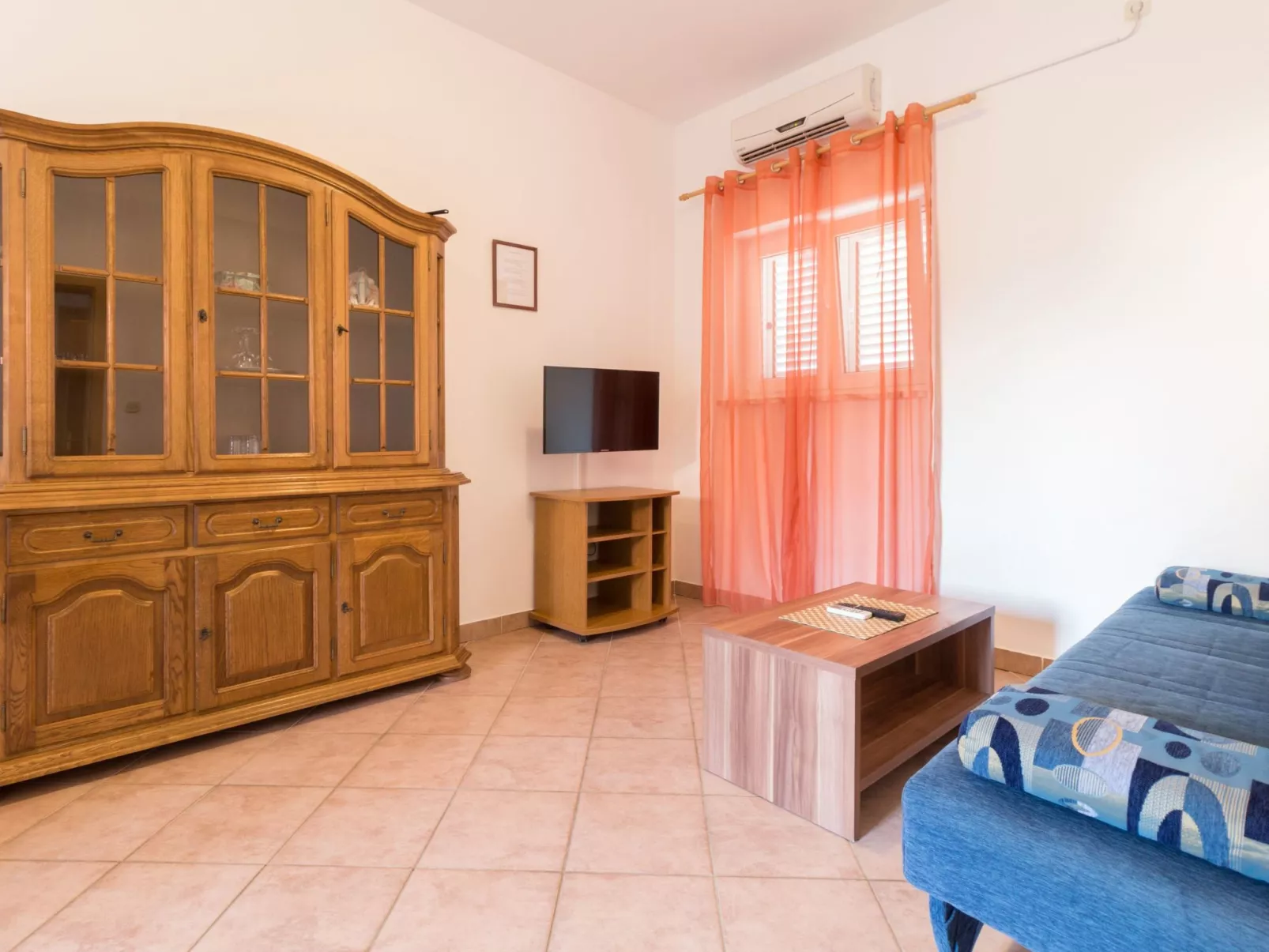 Wohnanlage Sunset Sabunike - TA Leut Agency-Drinnen