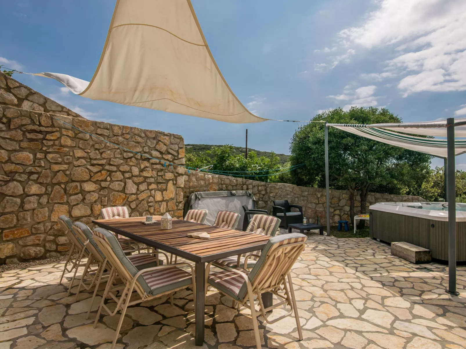 Exklusive und stilvolle Meerblick-Inselvilla-Outside