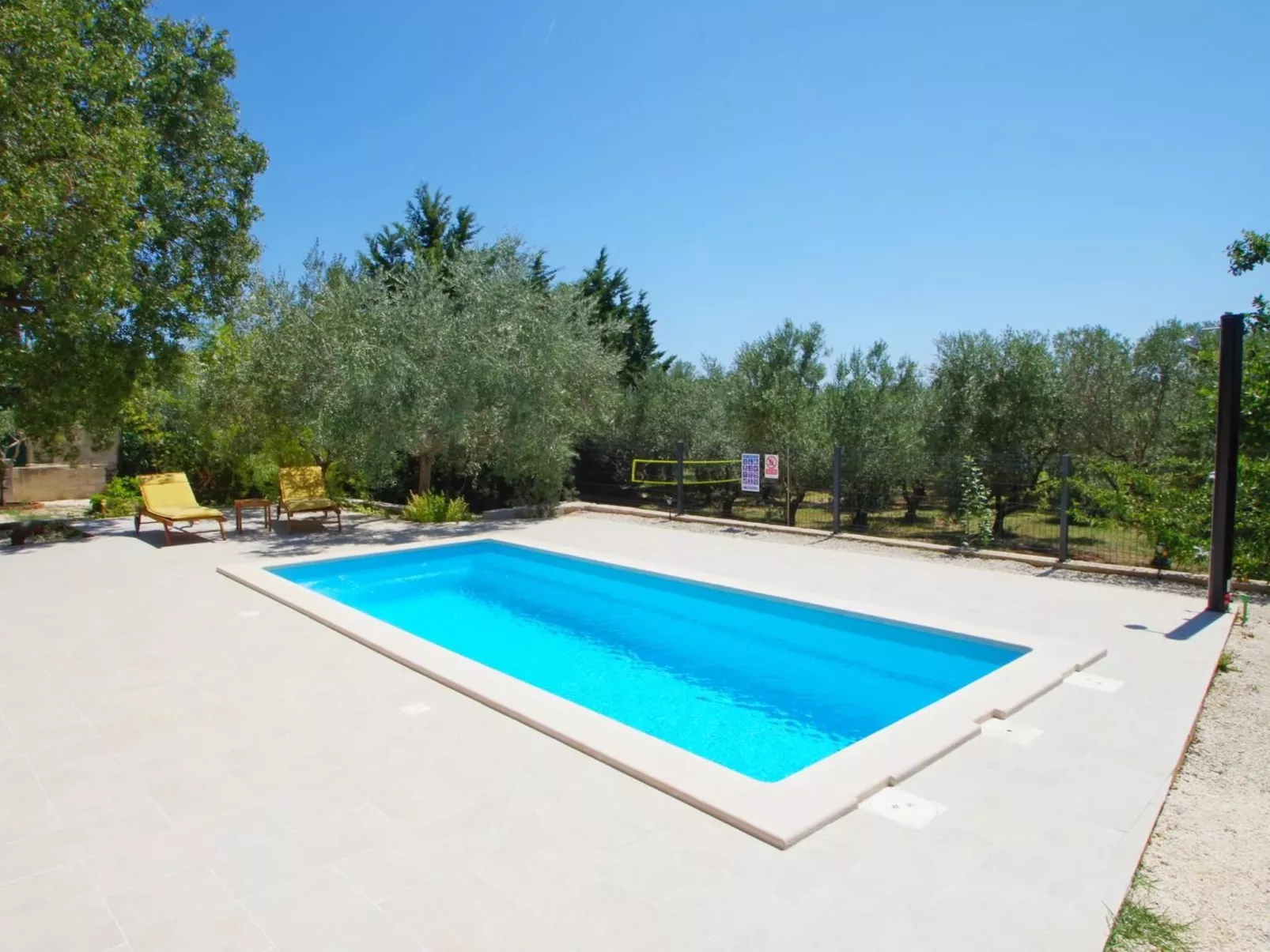 Am Meer "Zara"-Dehors