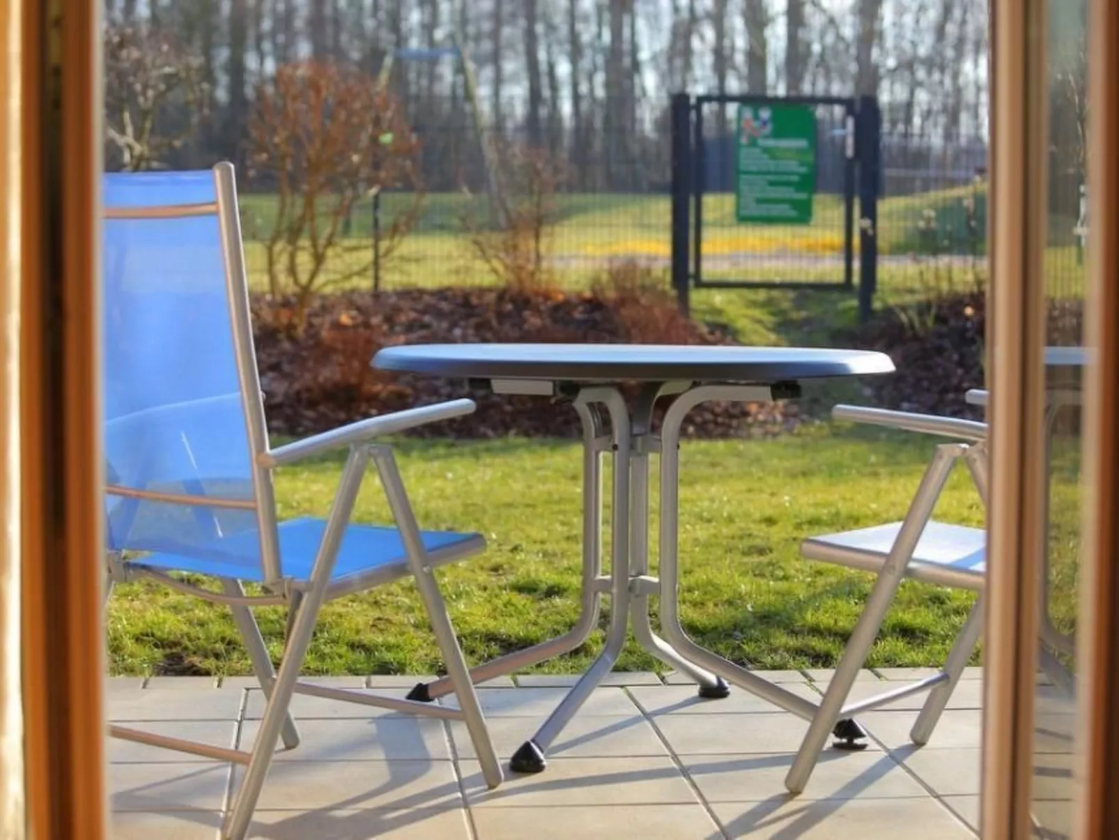 Appartement mit Terrasse-Draußen