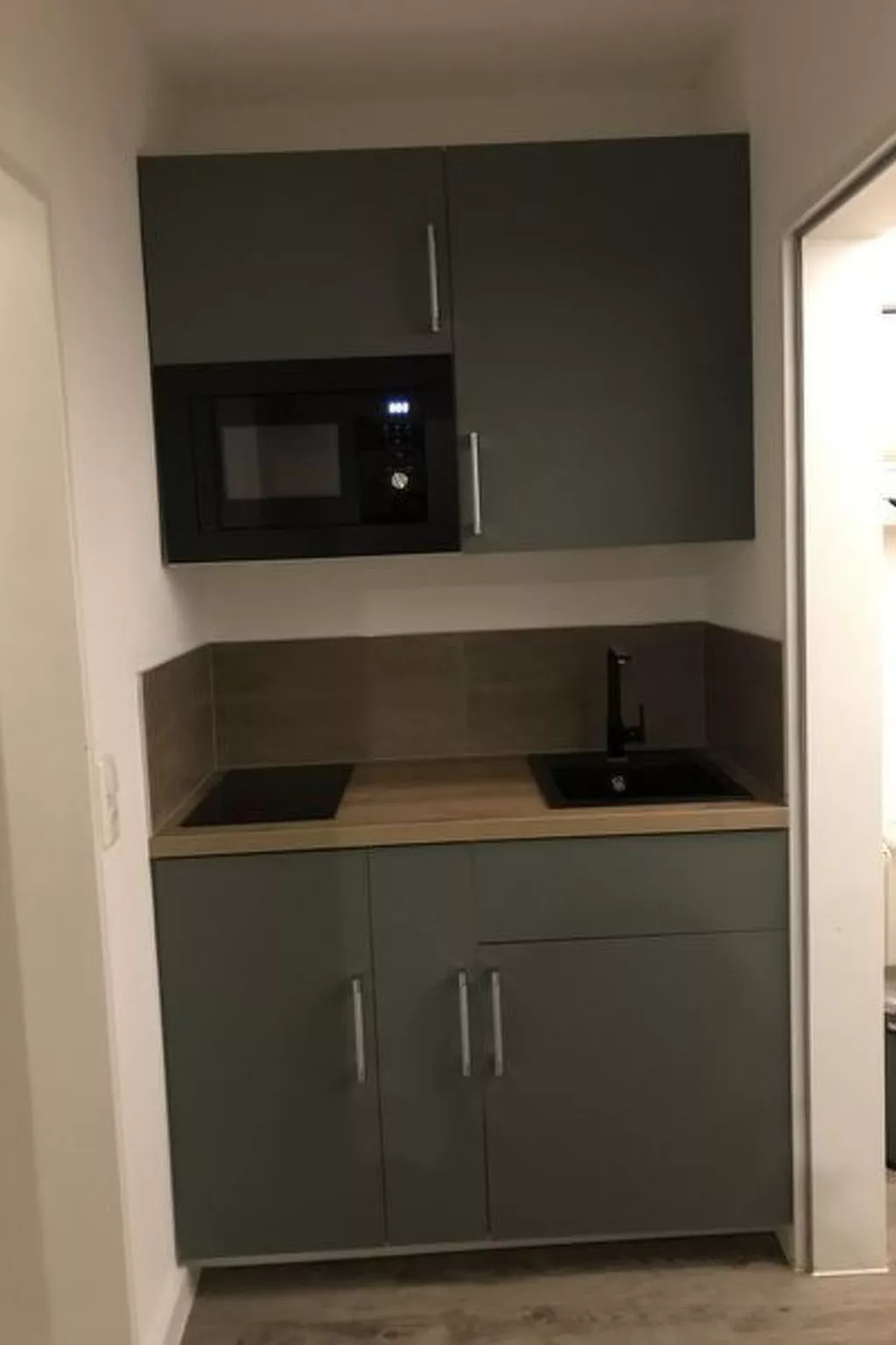 Appartement mit eigenem Balkon-Inside