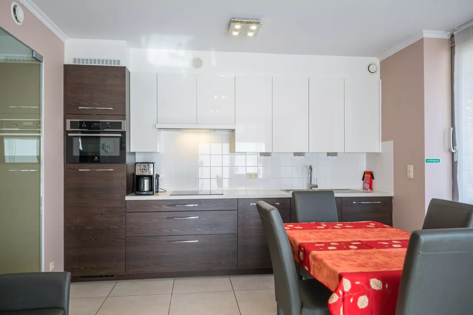 Baros 0001-Kitchen