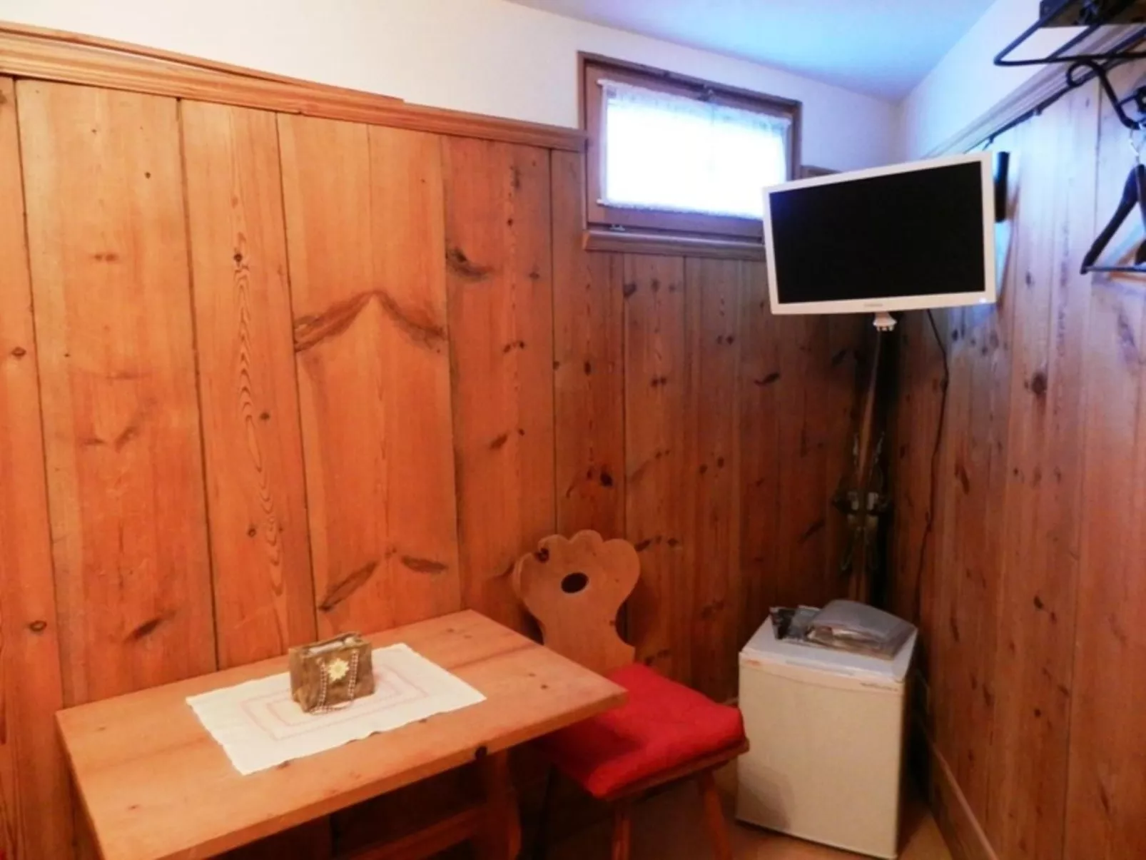 Tschuetta & Alpetta-Drinnen