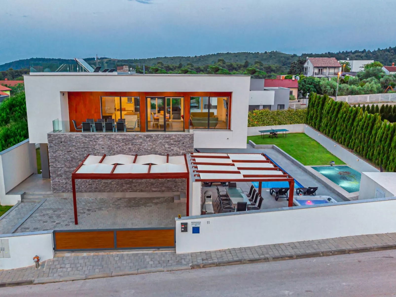 Leon's Holiday Homes-Dedans