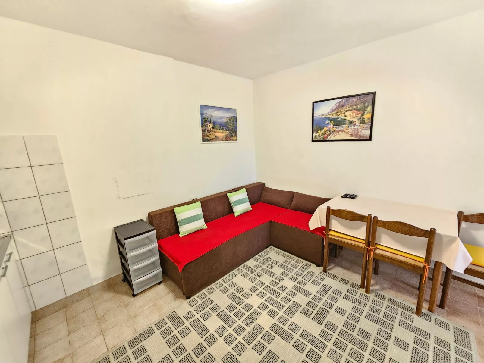 Appartement für 2-3 Personen mit Terrasse-Inside