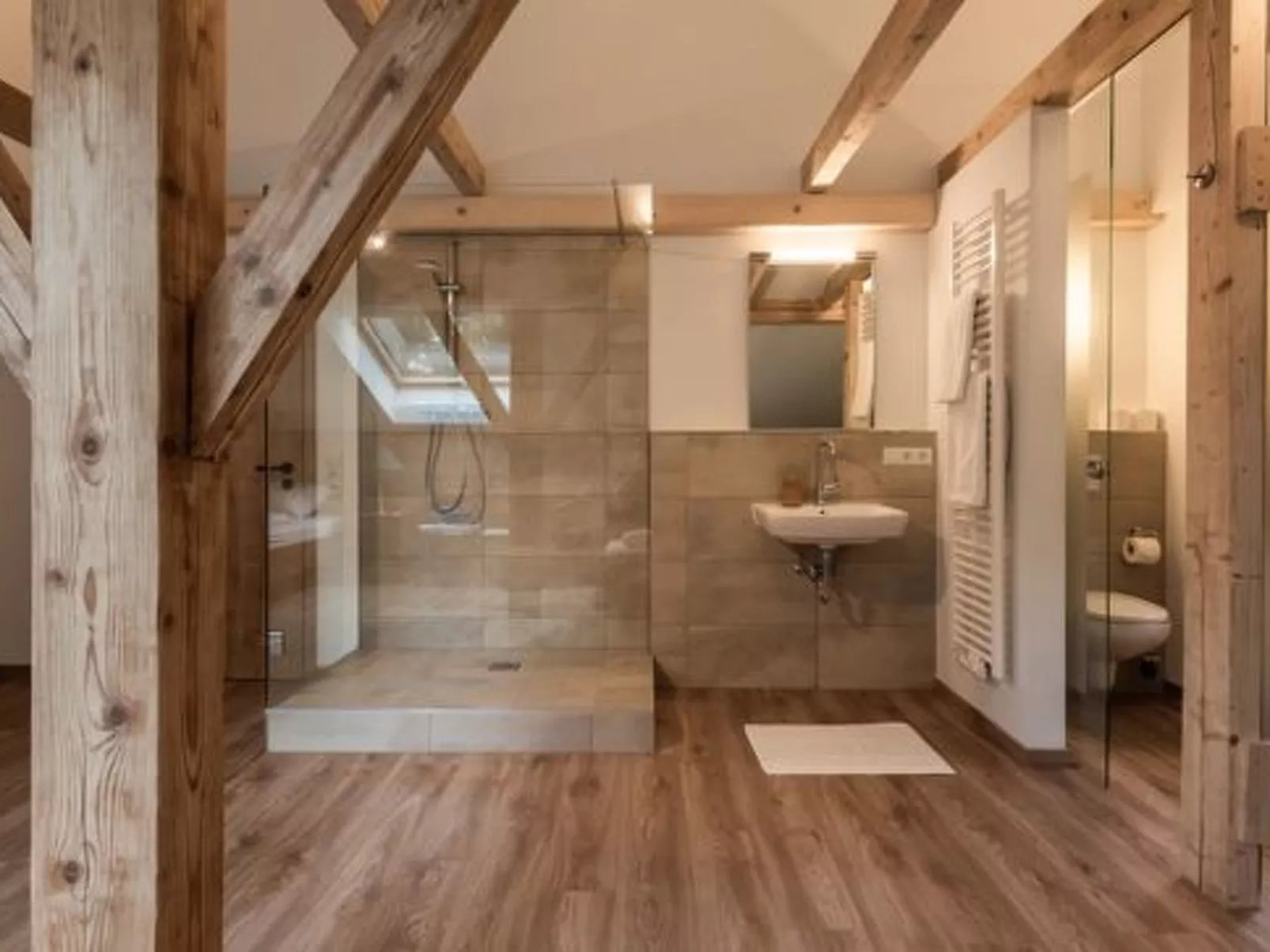 Luxuschalet - altes Bauernhaus mit private Spa-Inside