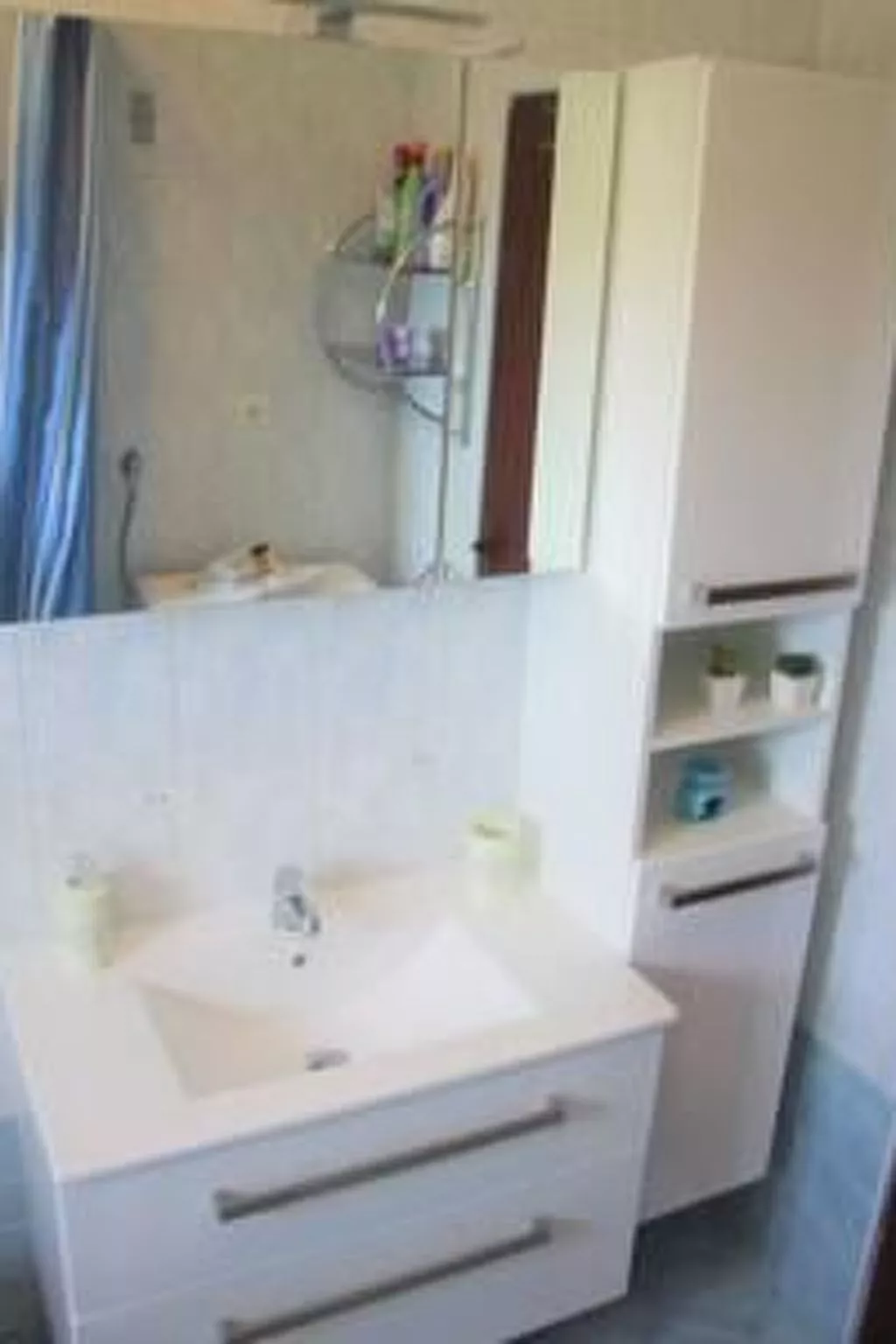 Mit Balkon für vier Personen-Image-tags.info