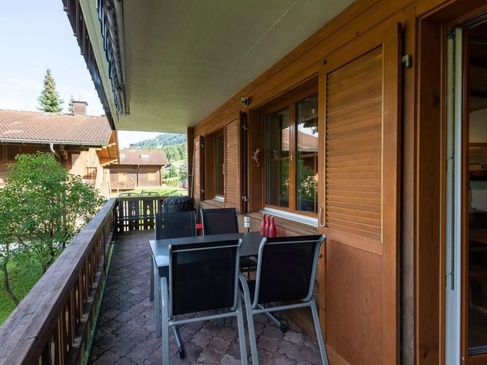 Wohnung Wettstein-Draußen