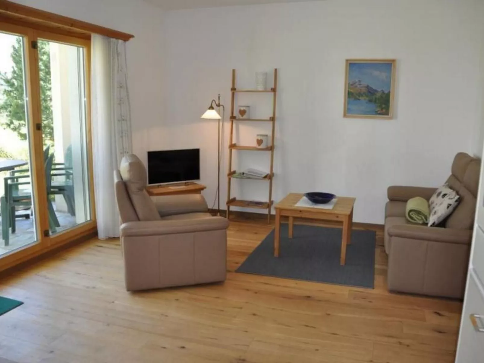 Chesa Semnadur H2 - Drinnen