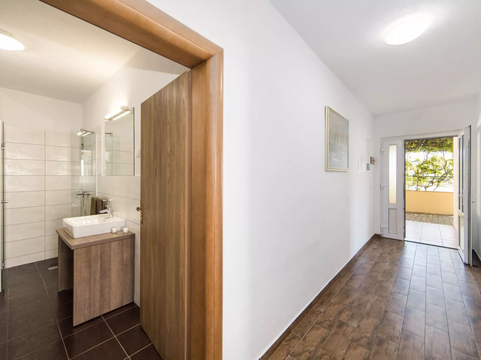 ★Terrasse ★FreieParkplätze ★Nähe Zentrum Dolore- A1-Dedans