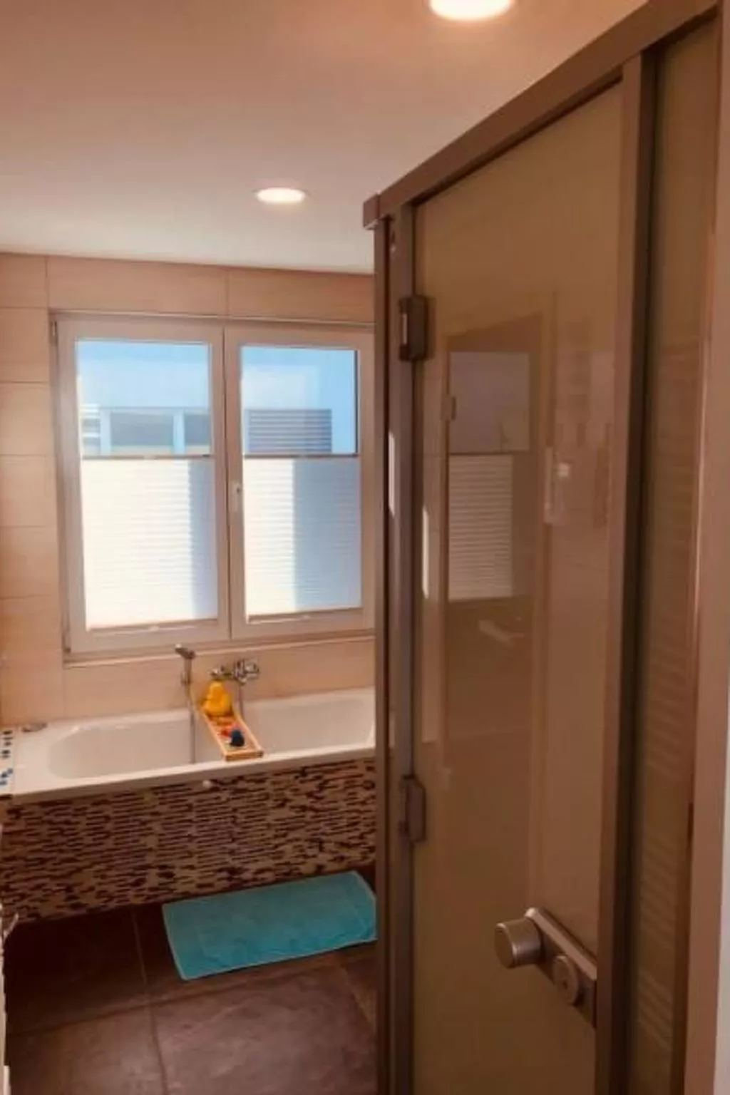 Schwimmendes Haus Elandi-Image-tags.info