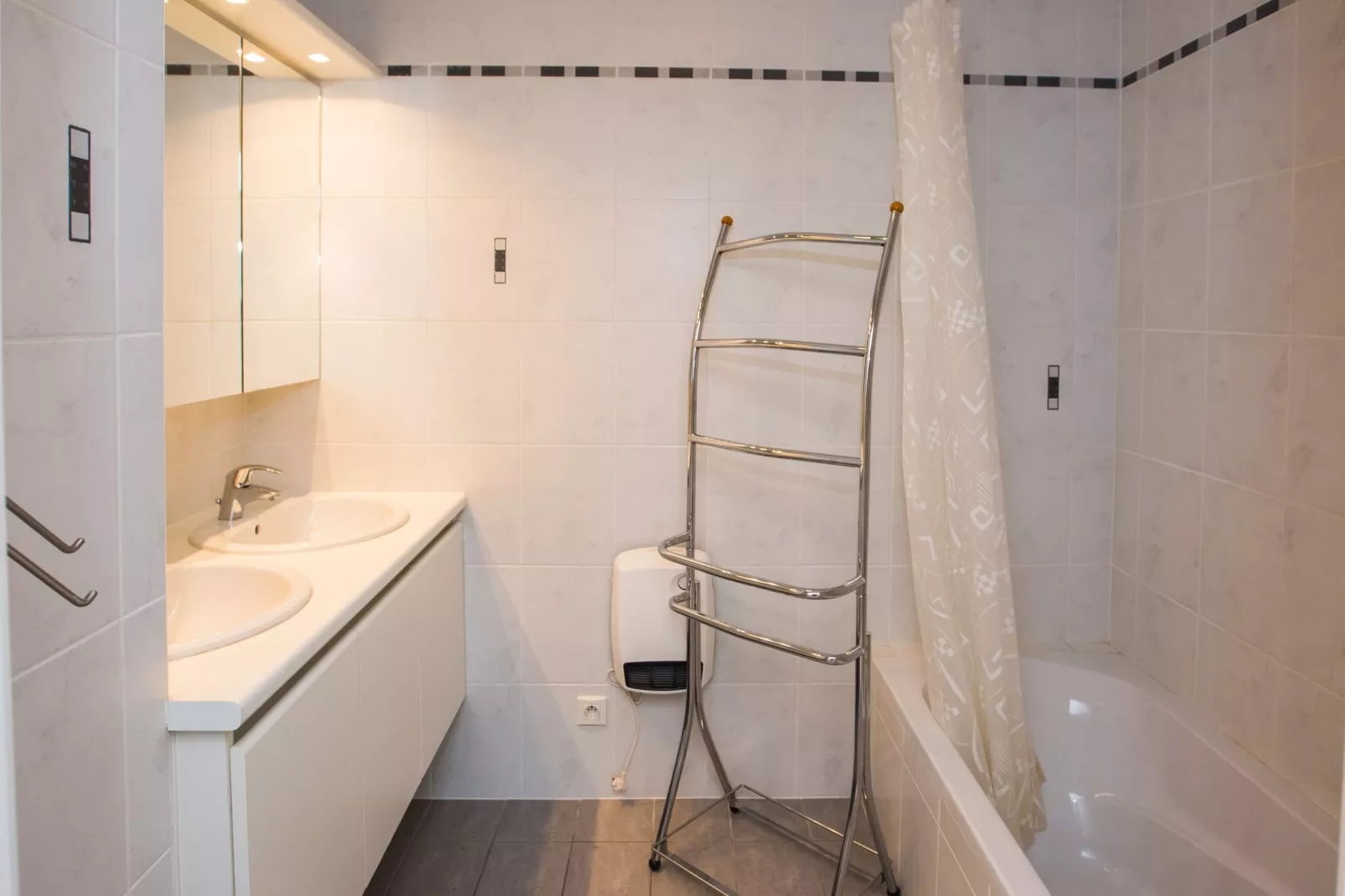 Libretto 0501-Bathroom