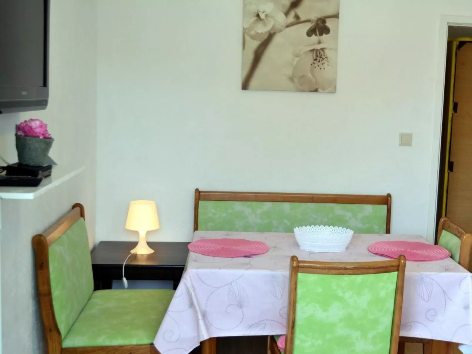 In Pula mit Grill, Terrasse und Garten-Dedans