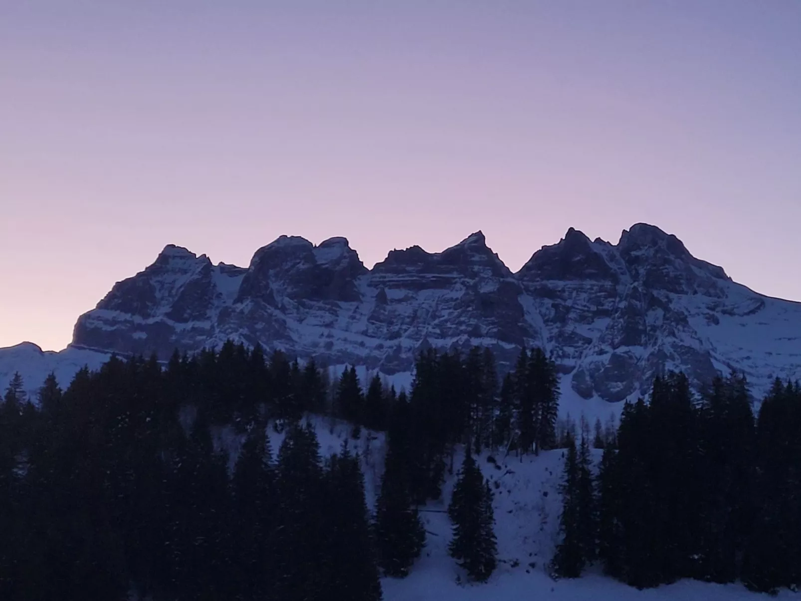 Chalet "Ecureuil" in den Portes du Soleil im Wallis-Outside