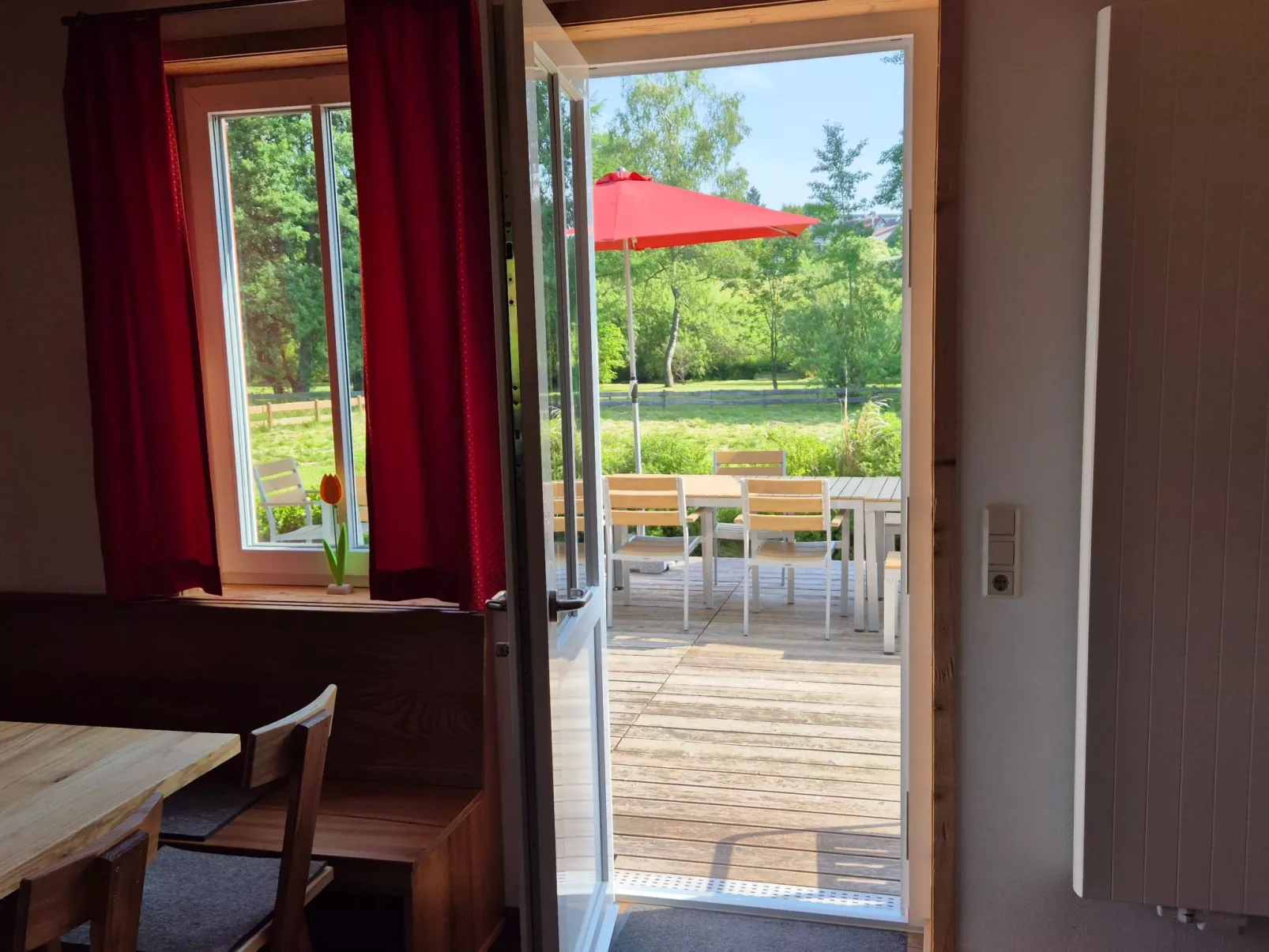 Bergwiesenalm-Drinnen