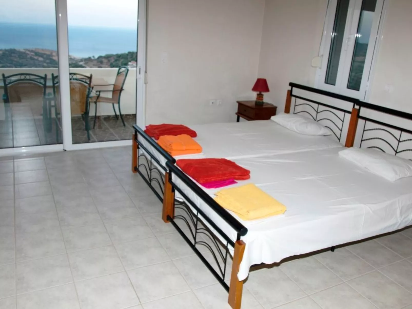 Paterakis Studios Triopetra-Dedans