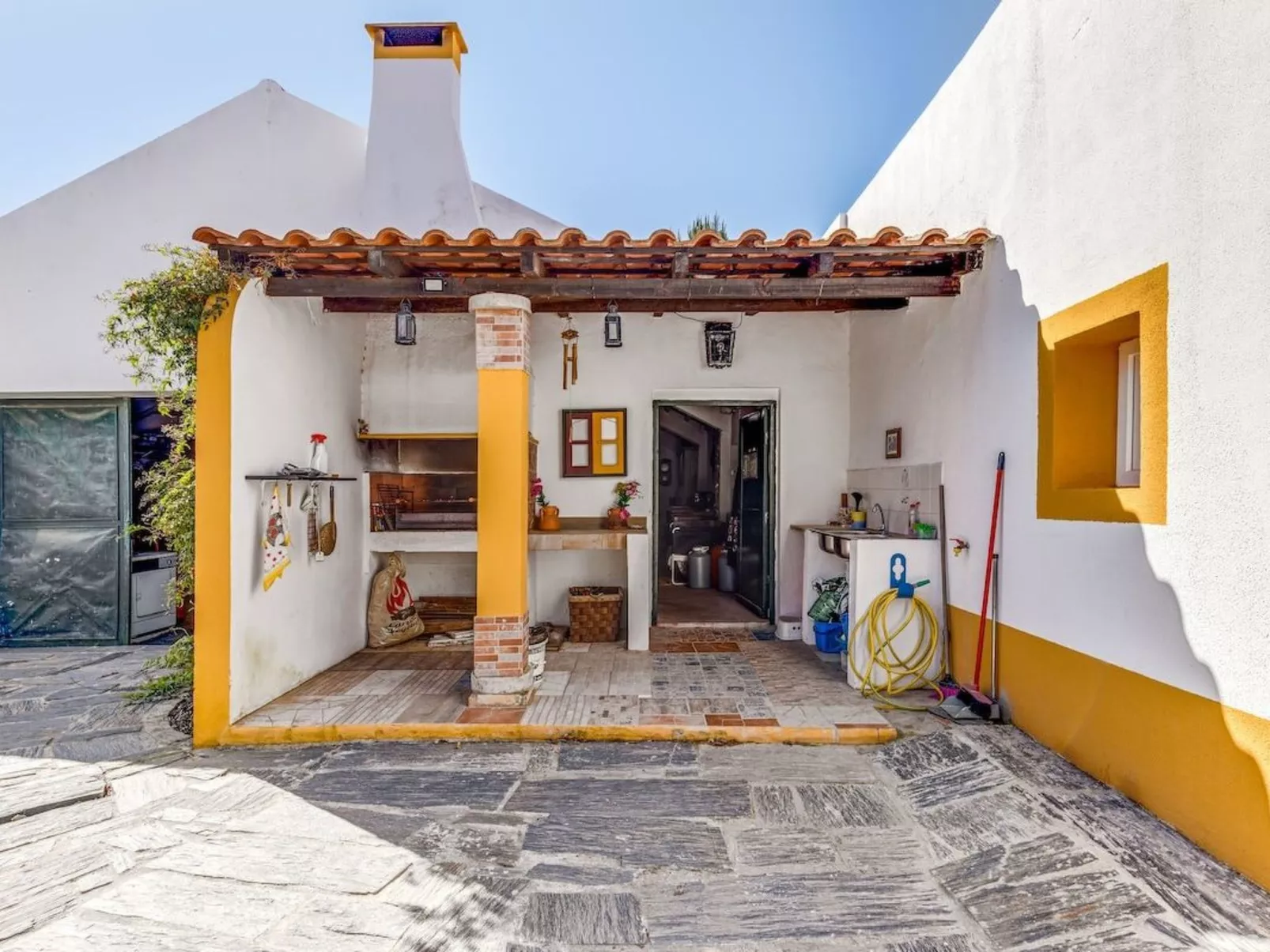 Die Welt des Mondes 1-Dehors