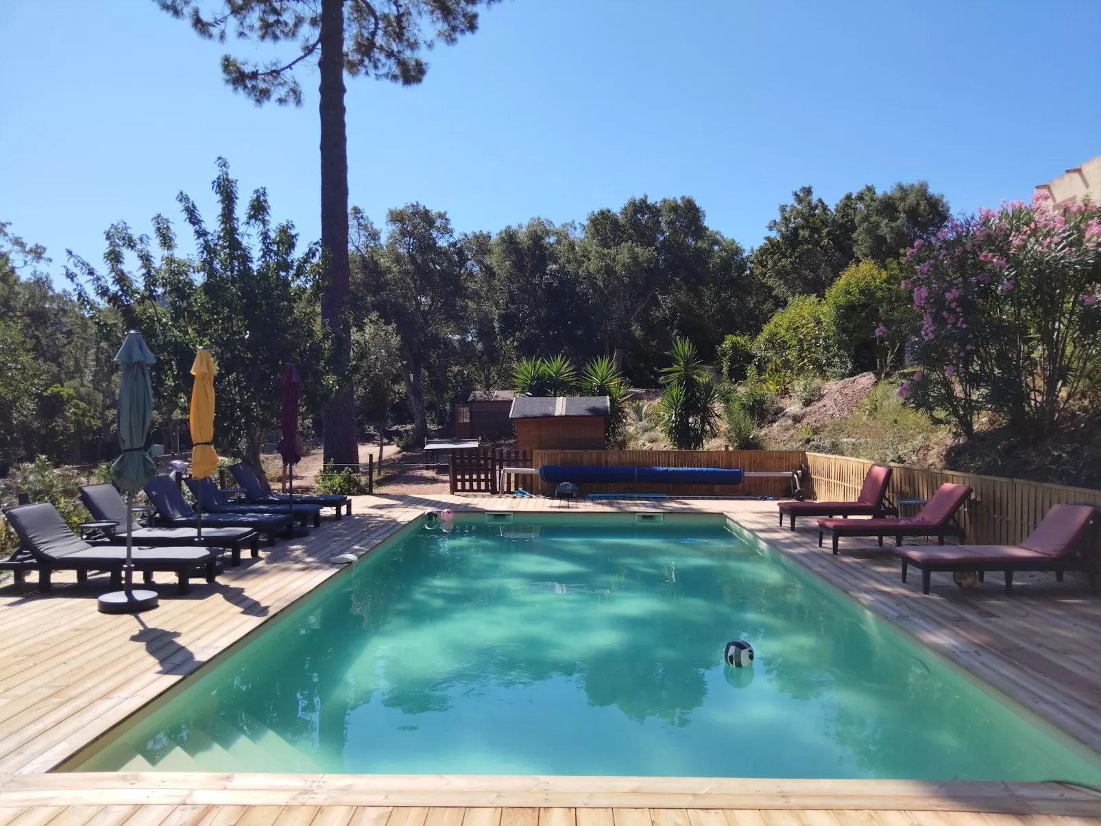 Ferienwohnungen Albareddu Punta Croce-Outside