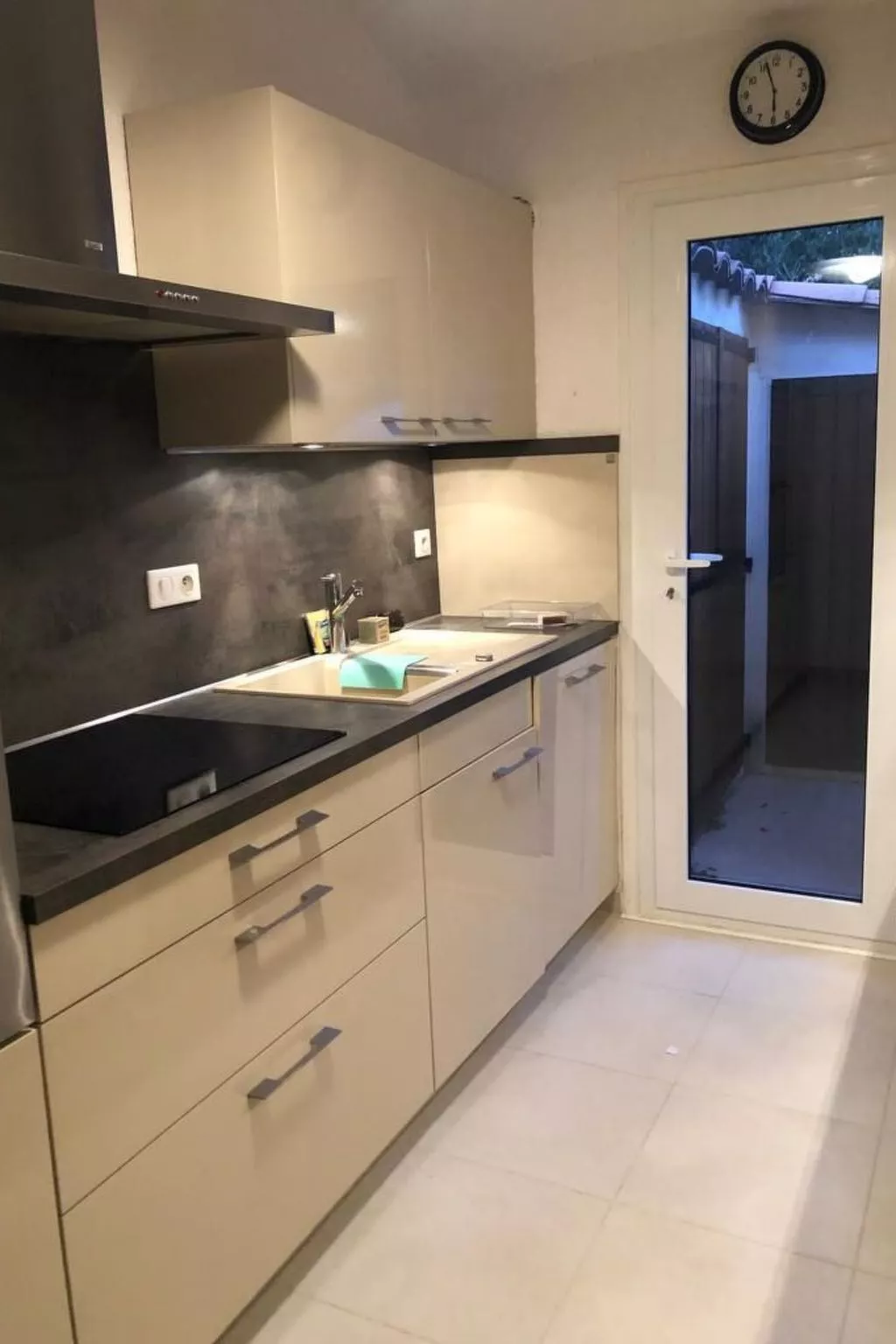 "Casa zinu" mit Blick aufs Meer - Drinnen